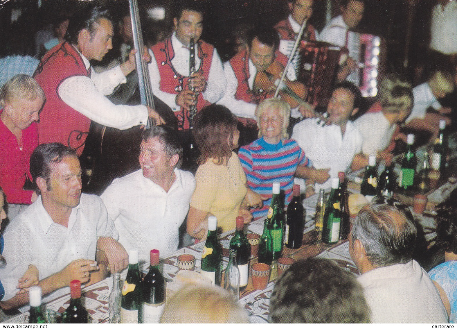 BULGARIE,BALGARIJA,BULGARIA,ALBENA,FETE,RESTAURANT,MUSICIEN,COTE DE LA MER NOIRE,PRES VARNA,RARE - Bulgarie