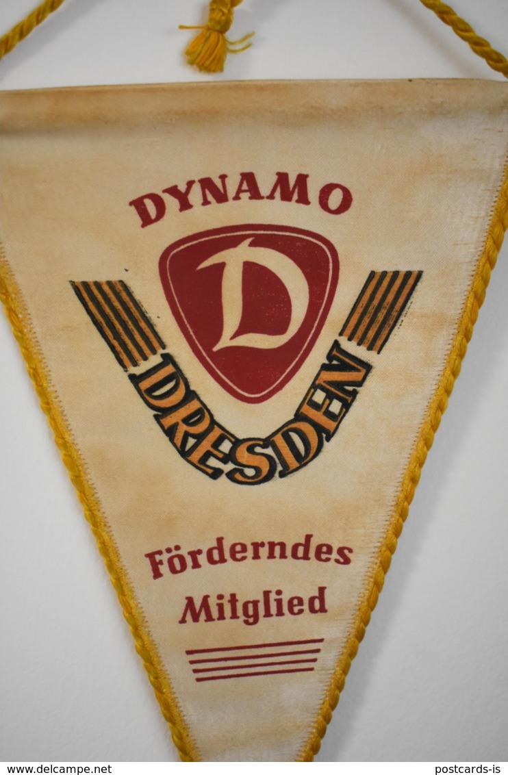 SPORT Dynamo Dresden Forderndes Mitglied Wimpel Fanion Flag Germany Deutschland - Uniformes Recordatorios & Misc