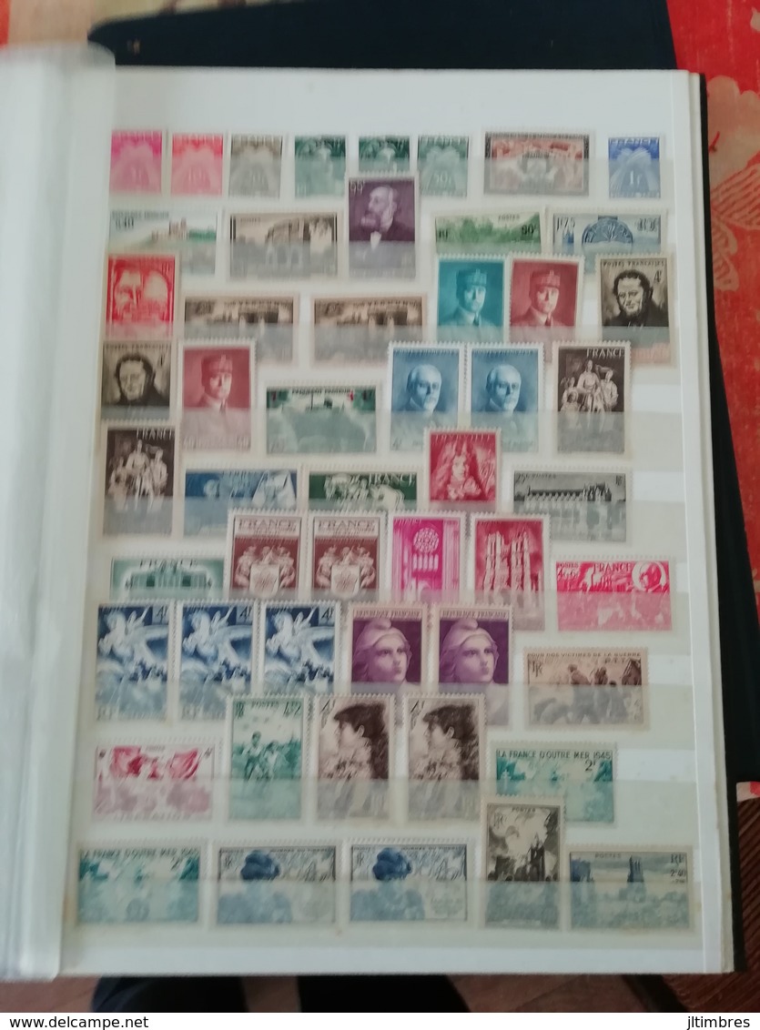 ALBUM De 800 Timbres Neuf* Neuf** De FRANCE - Sammlungen (im Alben)