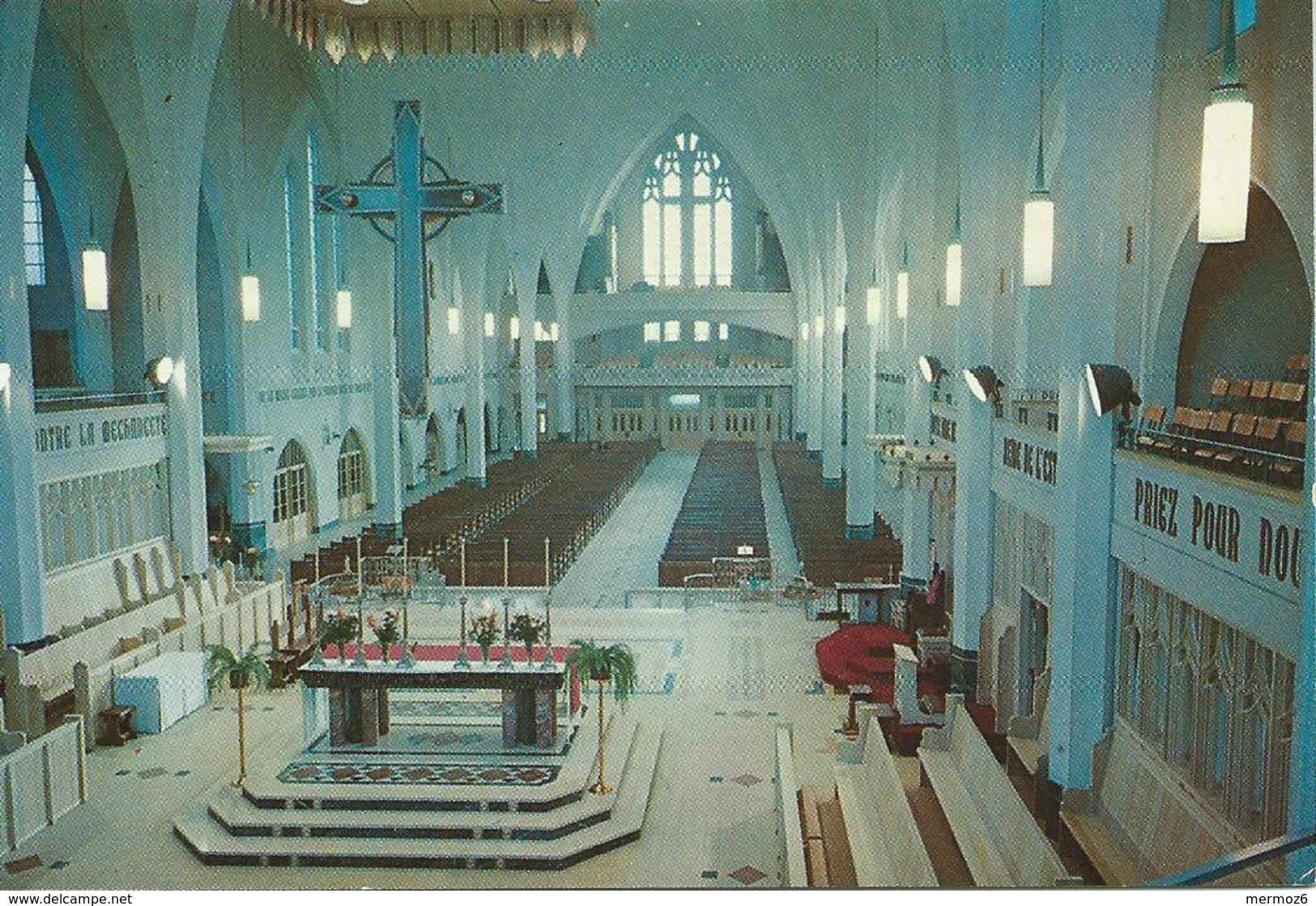 Interieur De La Cathedrale Saint Michel De Sherbrooke - Sherbrooke