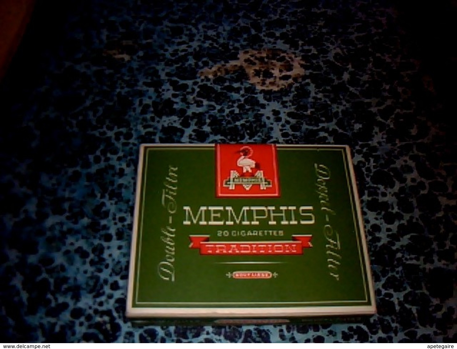 Publicité Paquet Dé Cigarettes   En Carton Vide Marque Memphis Traditions Double Filtre - Autres & Non Classés