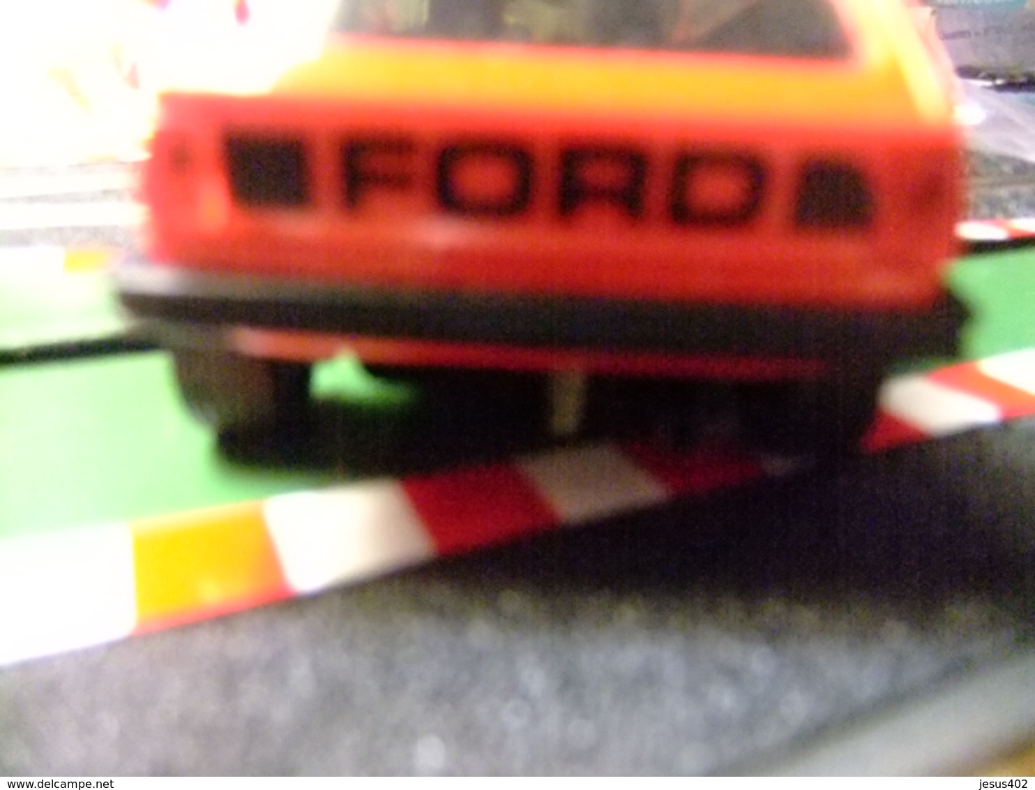 SCALEXTRIC FORD FIESTA ROJO Con El Dorsal 64 ref.4057/4061 Made In Spain - Scale 1:32