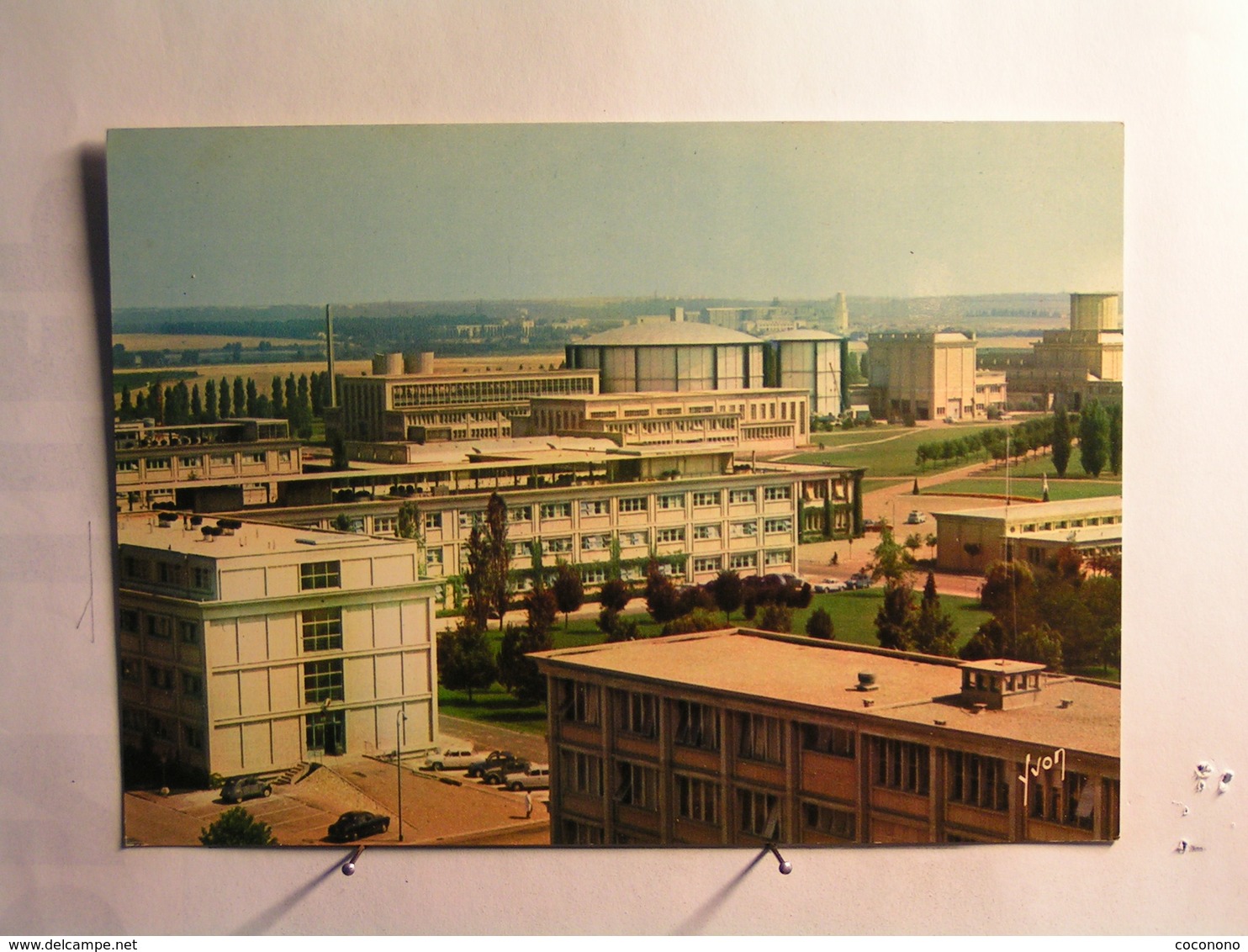 Saclay - C. E. N. - Le Batiment En H Et Les Réacteurs - Saclay