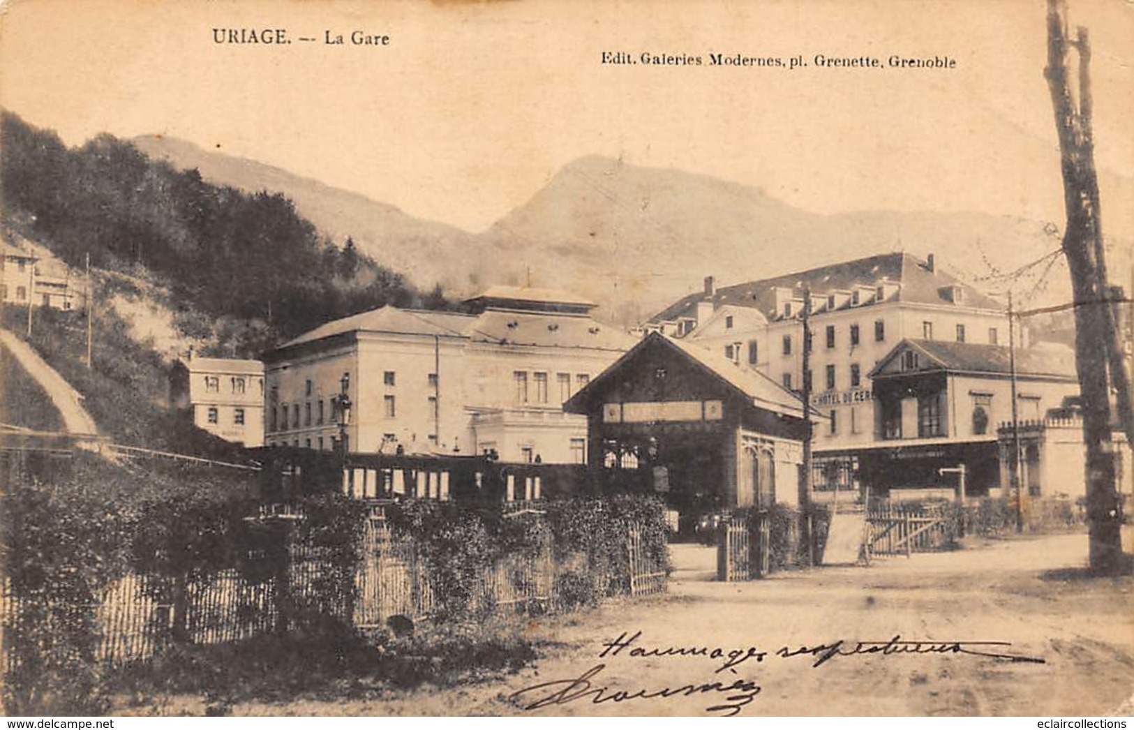 Uriage          38          La Gare         (Voir Scan) - Uriage