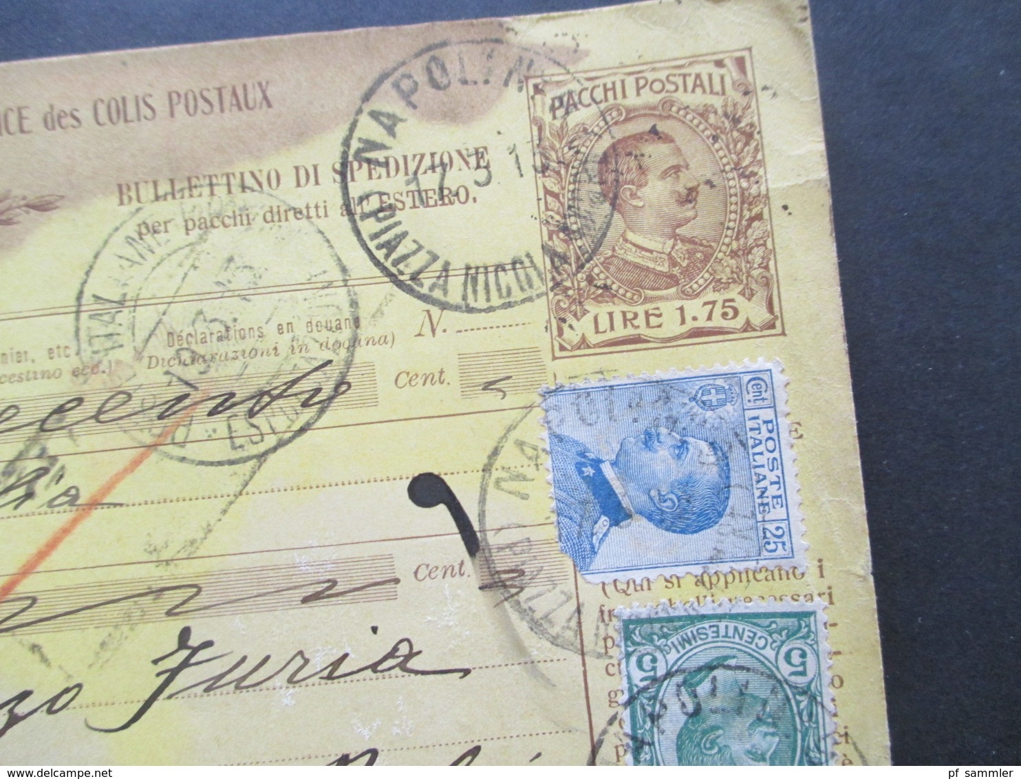 Italien 1913 Auslandspaketkarte Zusatzfrankaturen Und Vielen Stempeln Napoli -Ostende Klebezettel Handschriftlich Valore - Paquetes Postales