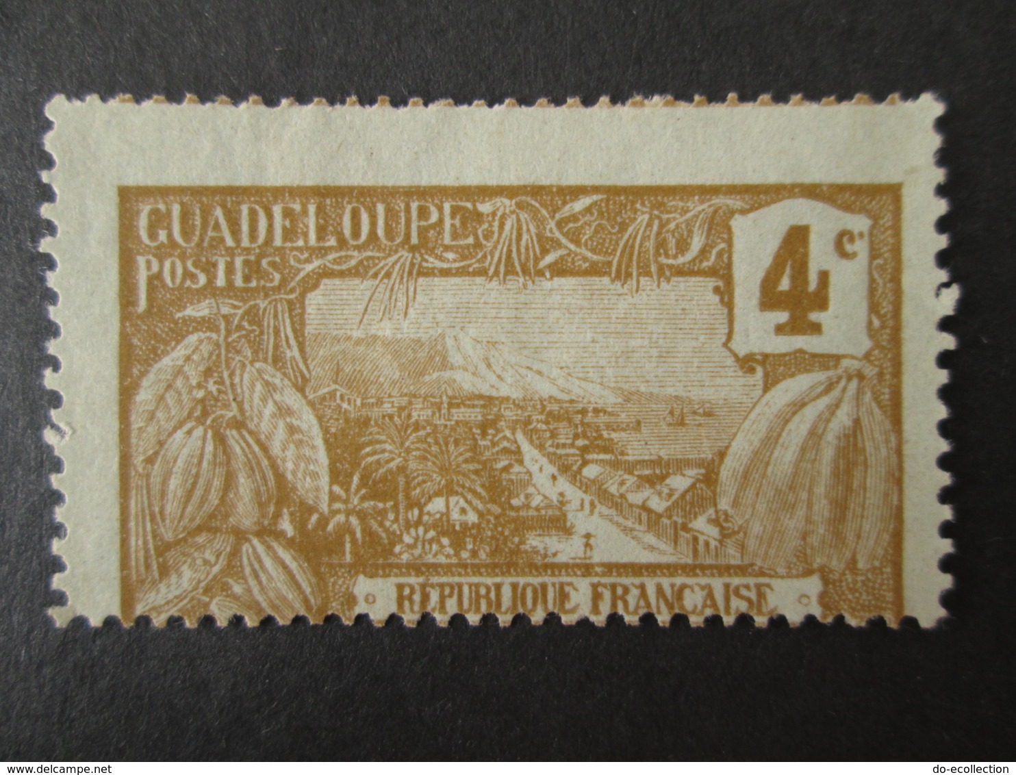 GUADELOUPE Timbre Décalé Erreur Variété 1905 Colonies Françaises FRANCE Error Stamp Variety - Autres & Non Classés