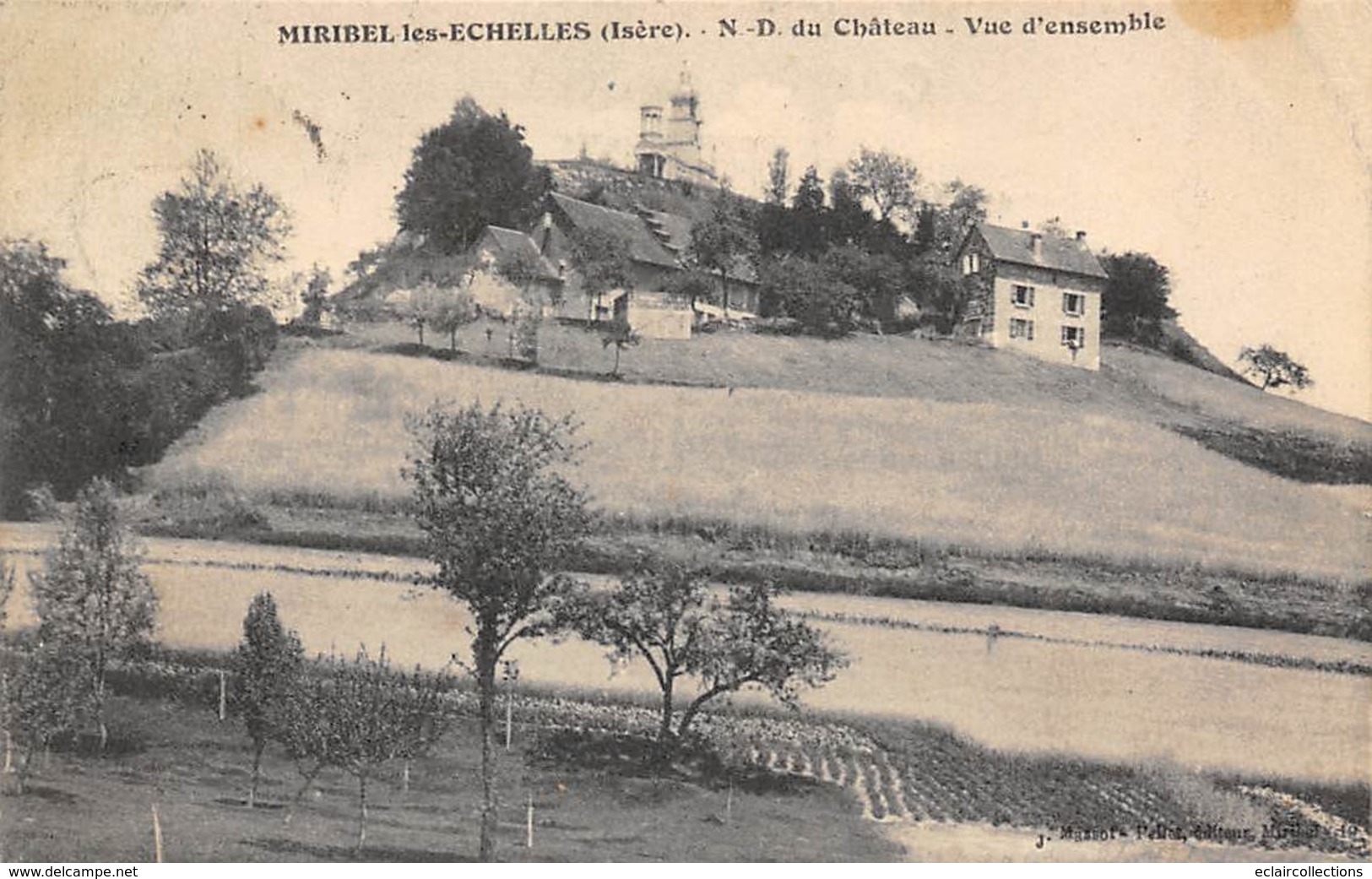 Méribel Les Échelles            38          Château Et Vue D'ensemble              (Voir Scan) - Other & Unclassified