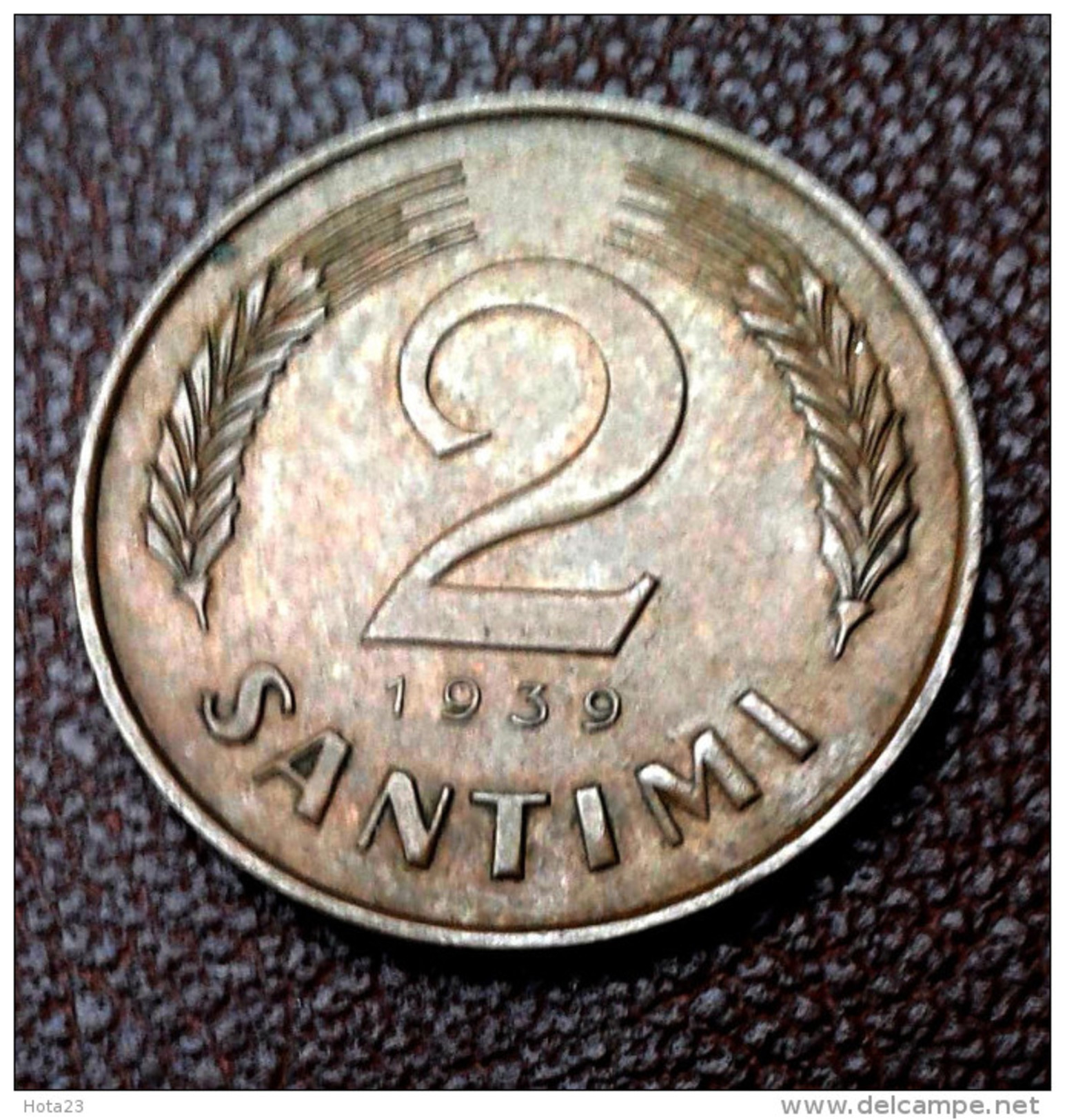 LATVIA  2 SANTIMI  COIN  1939 Y  - VF +++ - Letland