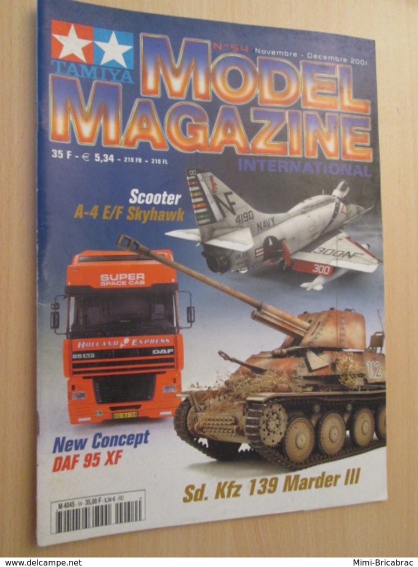 WW2013-2 Revue Maquettiste Plastique / TAMIYA MODEL MAGAZINE N°54 De 2001 Valait 35 FF , Sommaire En Photo 2 Ou 3 - Frankrijk