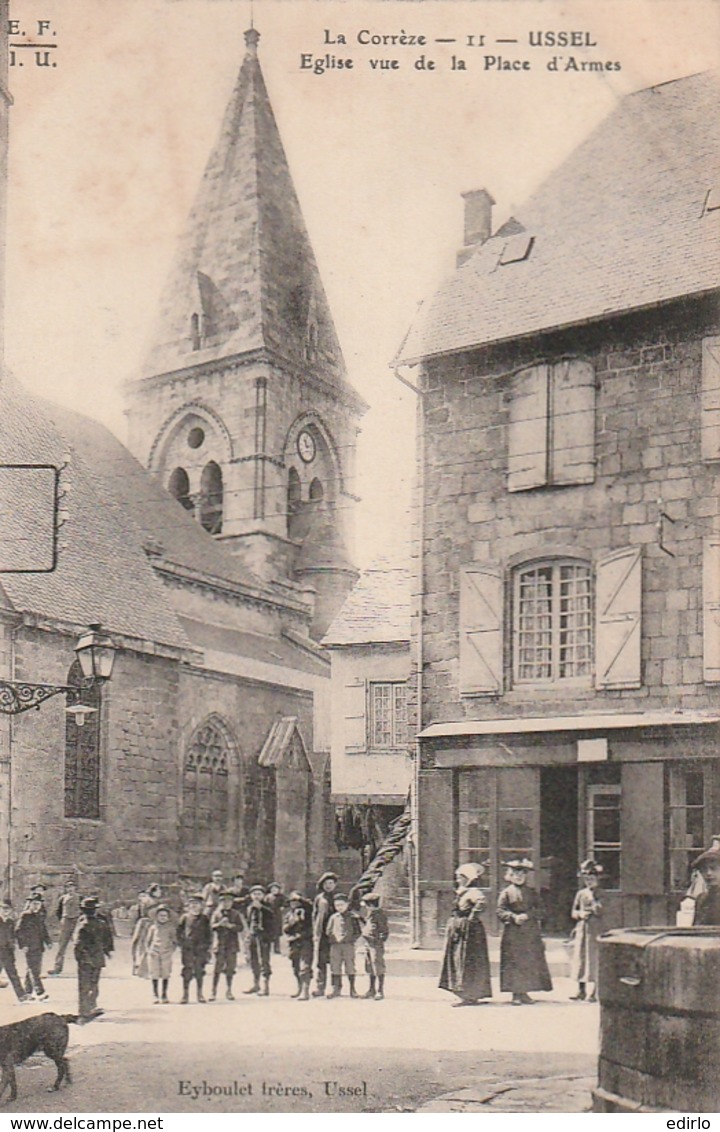 ****19 ***  USSEL église Vue De La Place D'armes - Neuve TTBE - Ussel