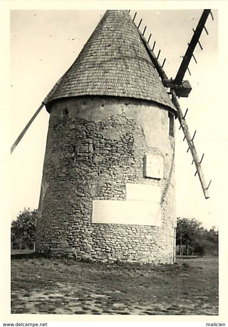 - Vendée -ref-E831- Les Herbiers - Photo Souple Moulin à Vent Du Mont Des Alouettes - Moulins à Vent - - Les Herbiers