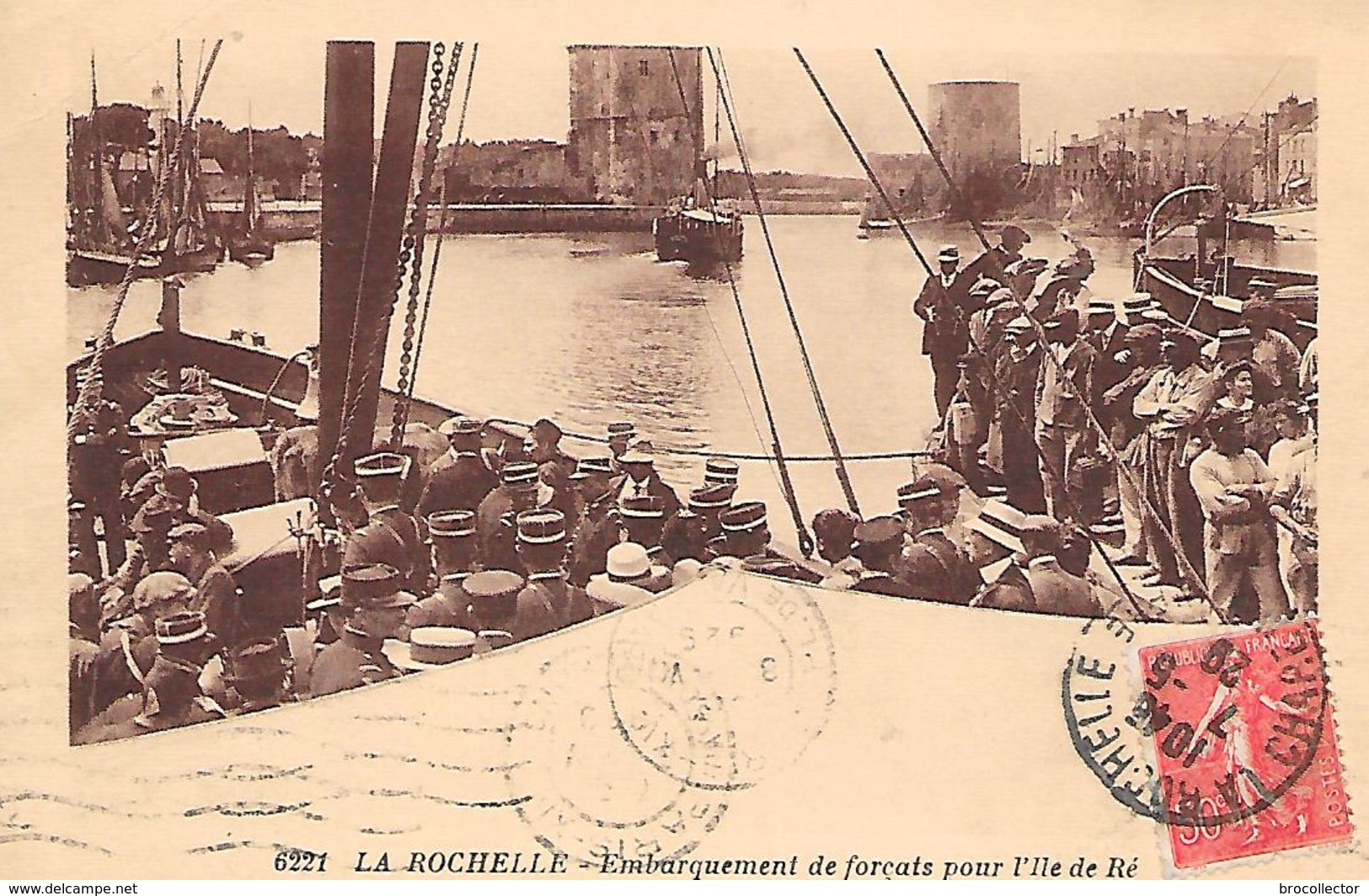 LA ROCHELLE ( 17 ) - Embarquement Des Forçats Pour Lile De Ré - Gevangenis