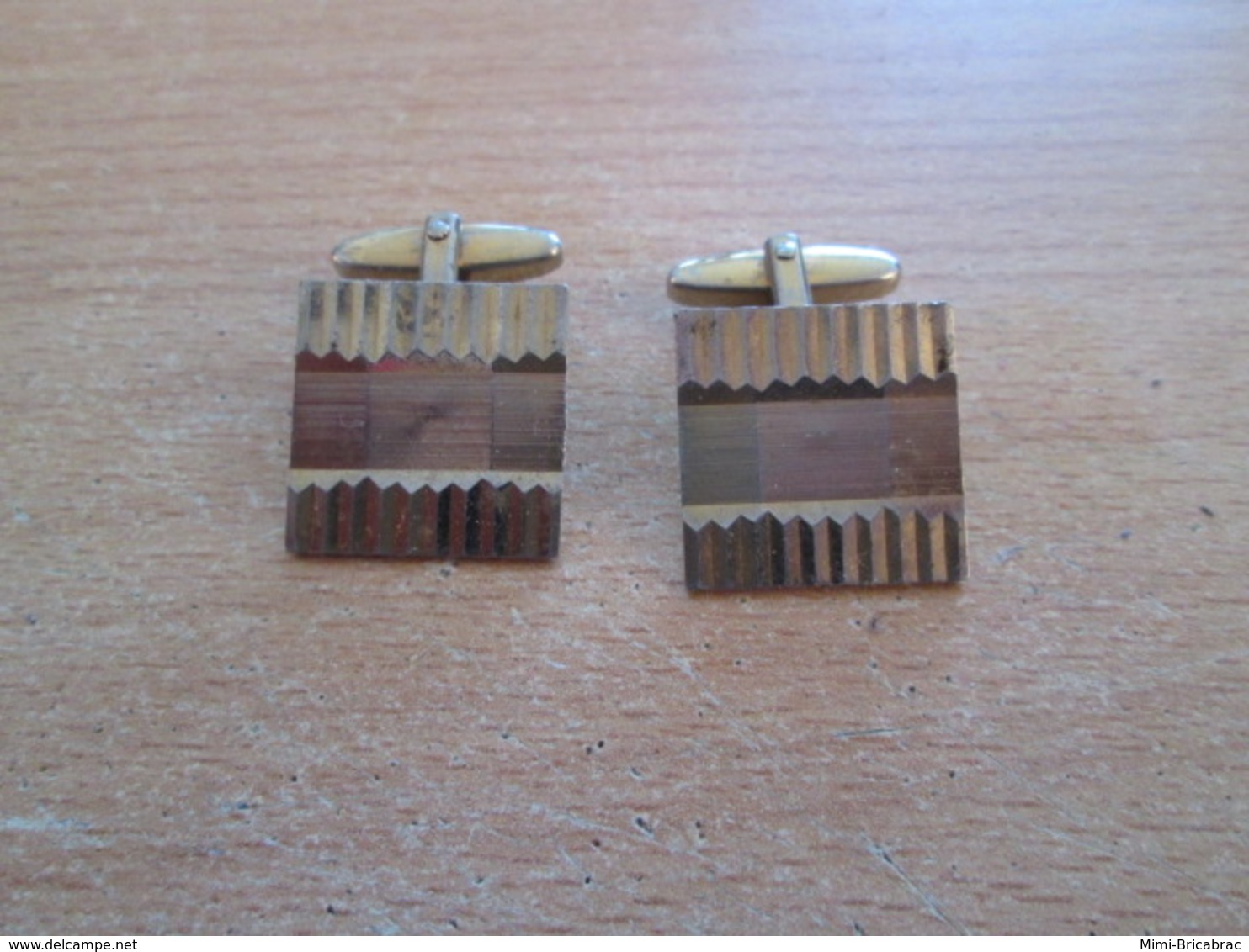 DIVERS / BOUTONS DE MANCHETTES RETRO ANNEES 50 ? - Cuff Links & Studs