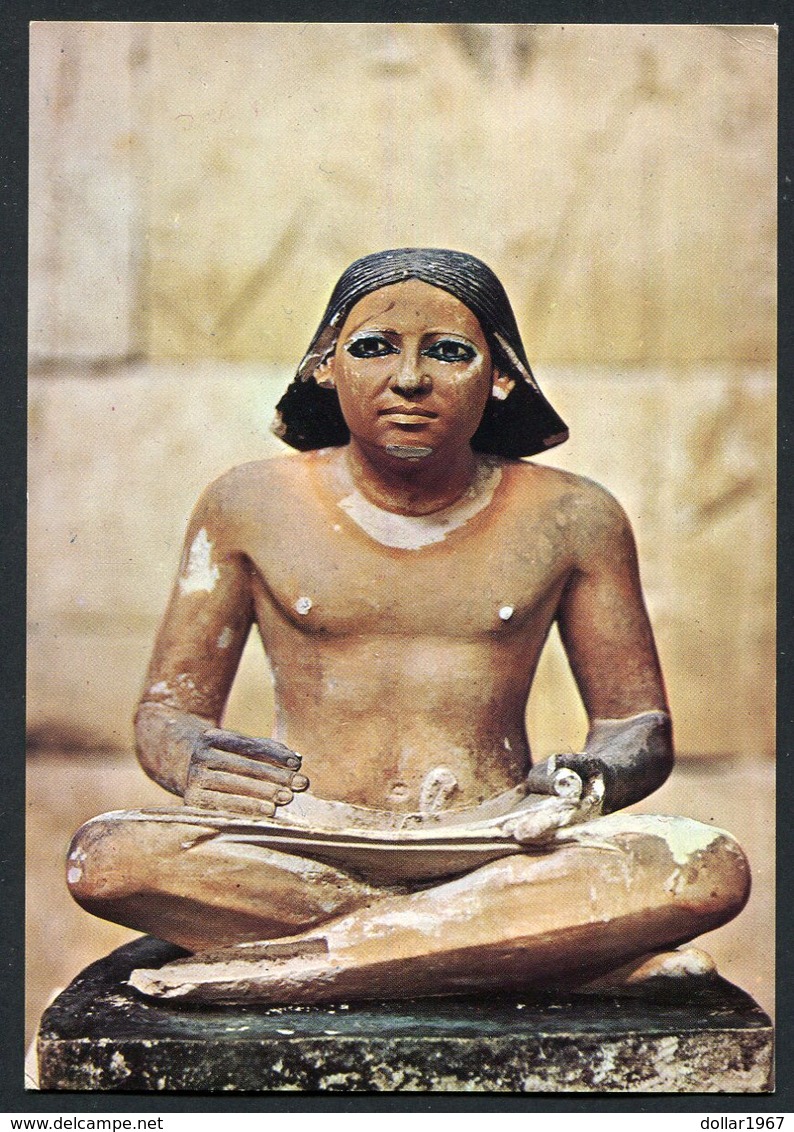 U.A.R Egypt - Painted Statue Of A Squatting Scribe. 4th - NOT  Used - See The 2 Scans For Condition.( Originalscan !! ) - Museos