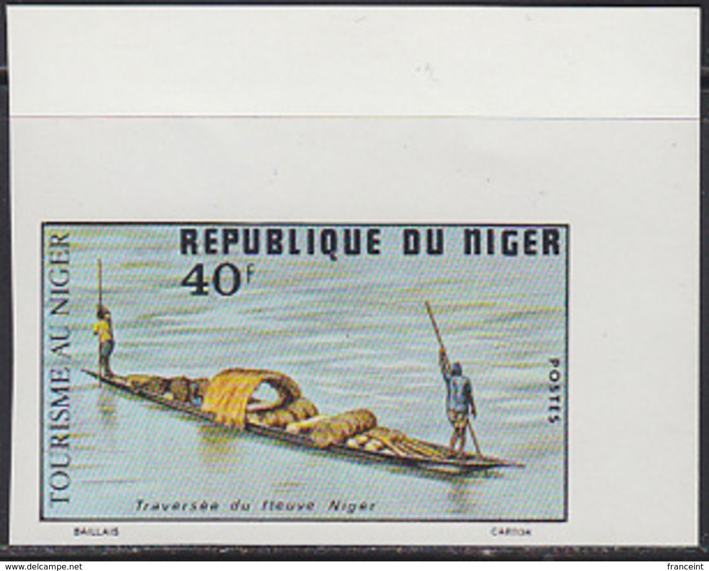 NIGER (1975) Piroque Crossing Niger River. Imperforate. Scott No 339, Yvert No 344. - Niger (1960-...)