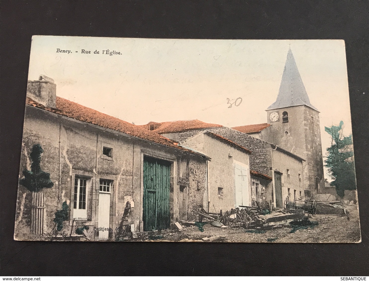 CPA 1900/1920 Beney Rue De L’église En Couleur Carte Taxée - Autres & Non Classés