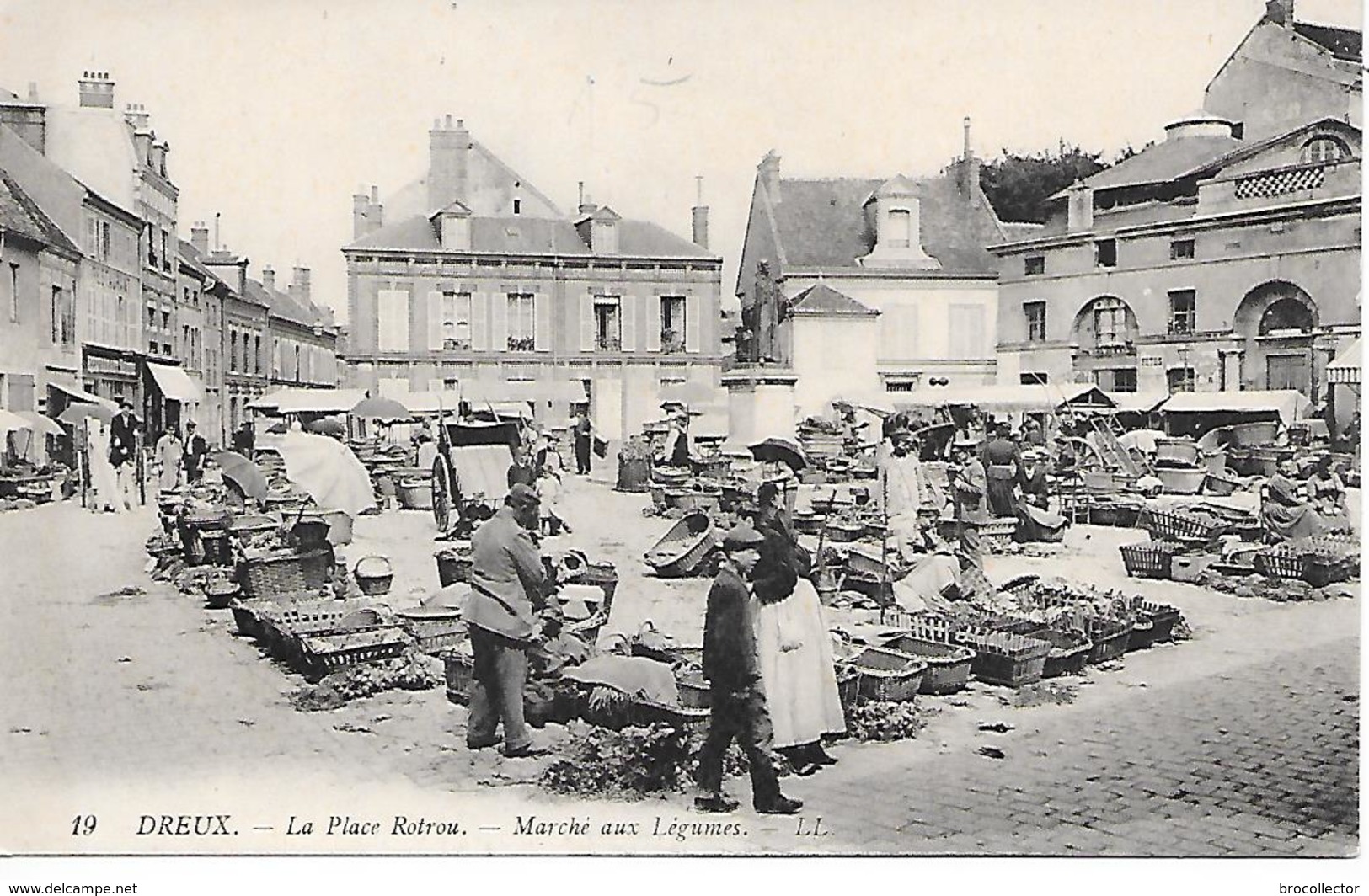 DREUX  ( 28 )  - Marché Aux Légumes - Mercati