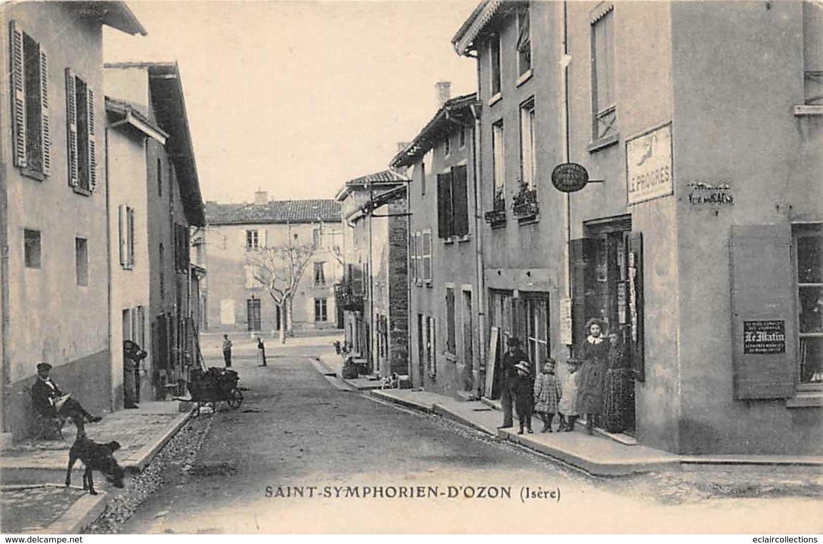 Saint Symphorien D'Ozon         38           Une Rue.       (Voir Scan) - Autres & Non Classés