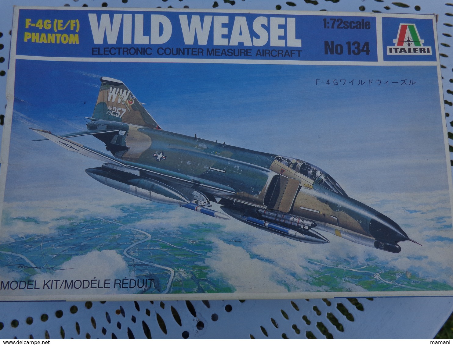 Maquette Avion Militaire--en Plastique-1/72.- Italeri Ref  134  WILD WEASEL F4G PHANTOM - Airplanes