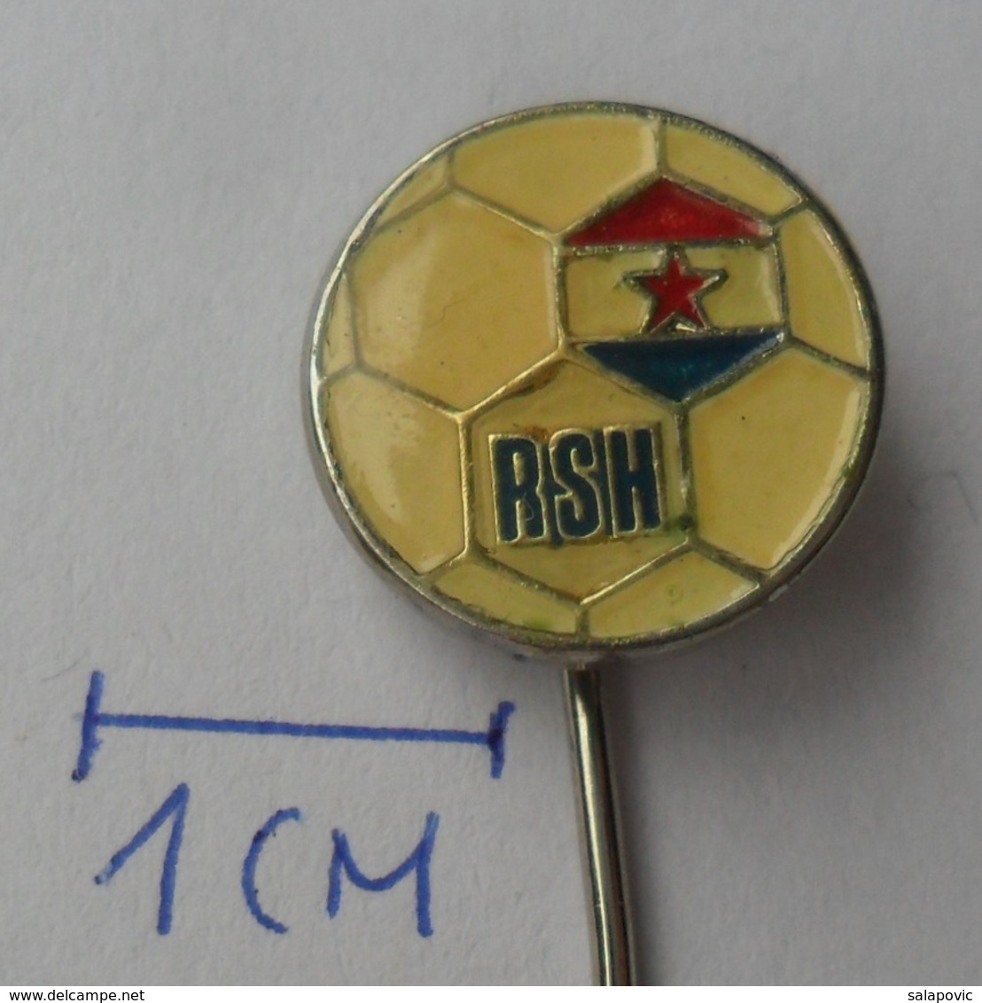 RUKOMETNI SAVEZ HRVATSKE HANDBALL ASSOCIATION OF CROATIA  PINS BADGES P4/1 - Handball