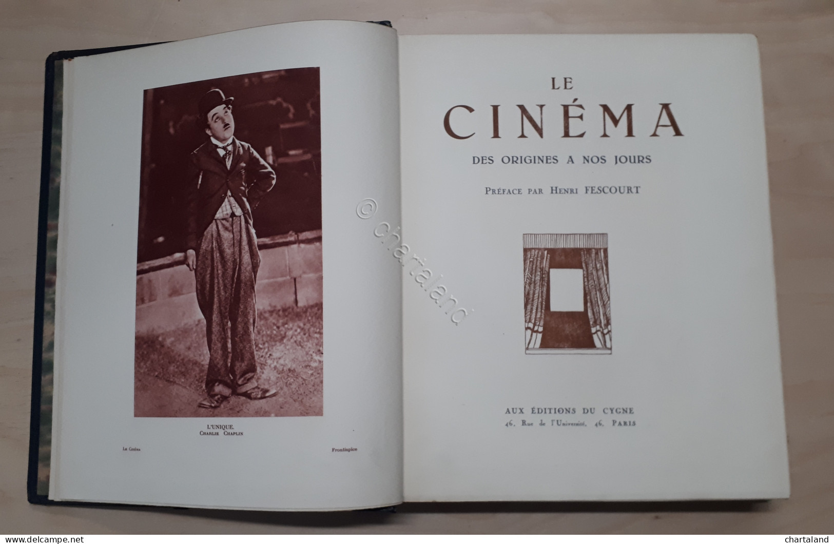 Les Spectacles - A Travers Les Ages - Musique - Theatre - Cinema - Ed. 1932 - Autres & Non Classés