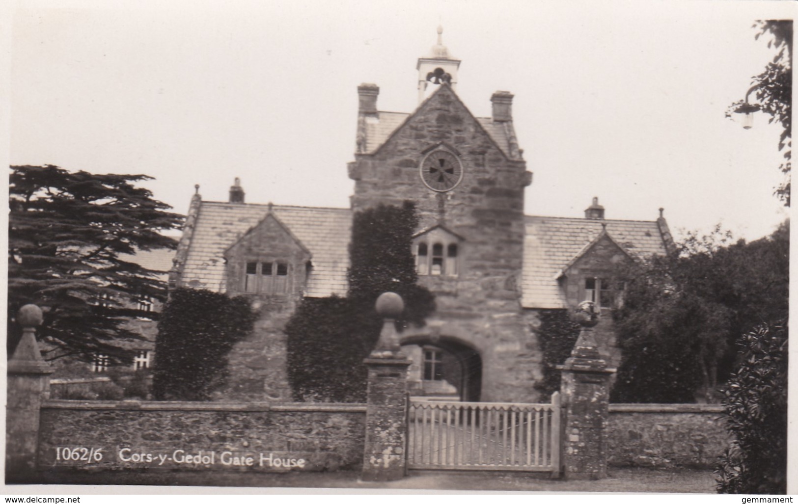 CORS-Y- GEDOL GATE HOUSE - Merionethshire