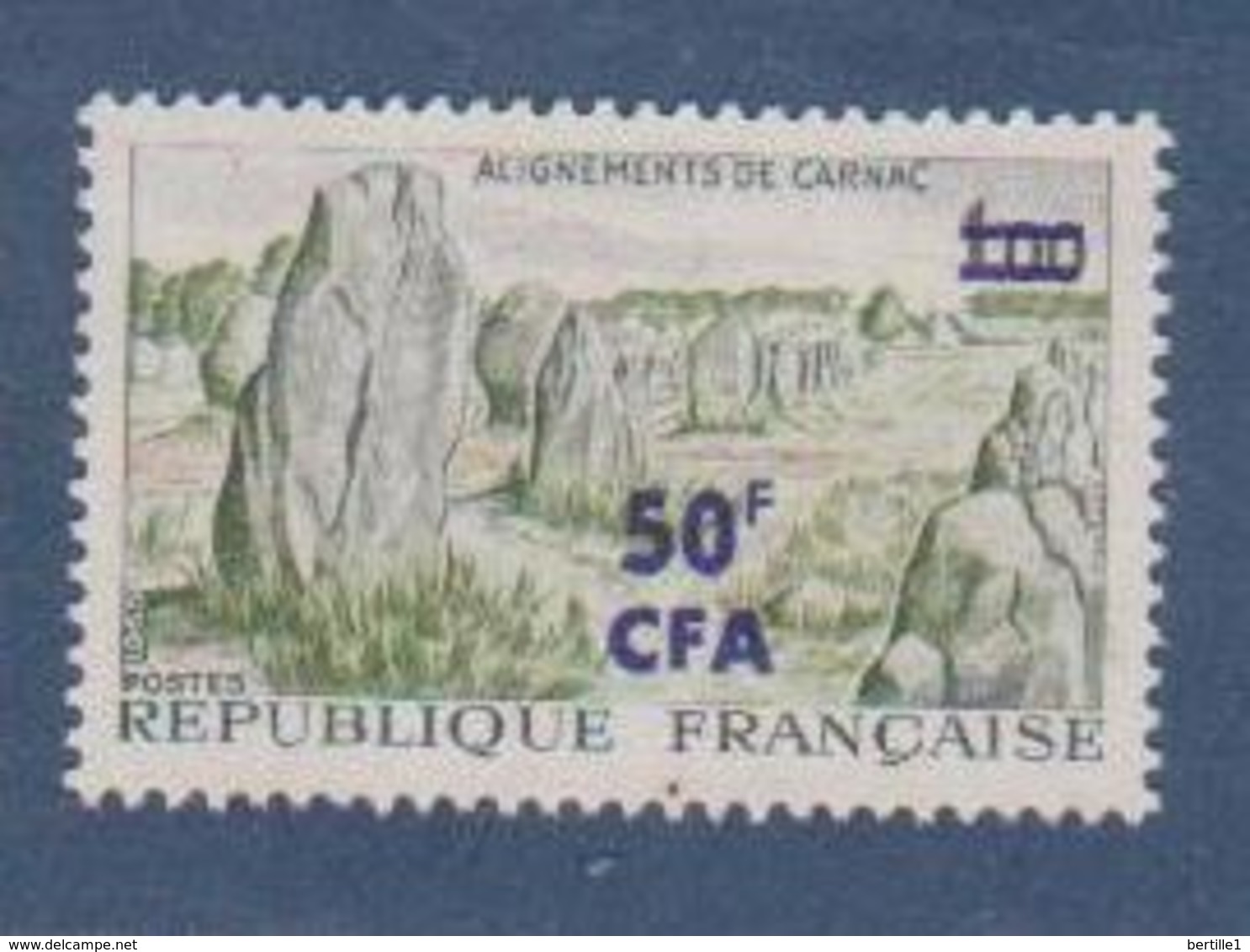 REUNION          N° YVERT    :     377       NEUF SANS CHARNIERES     ( NSCH   03/ 08 ) - Unused Stamps