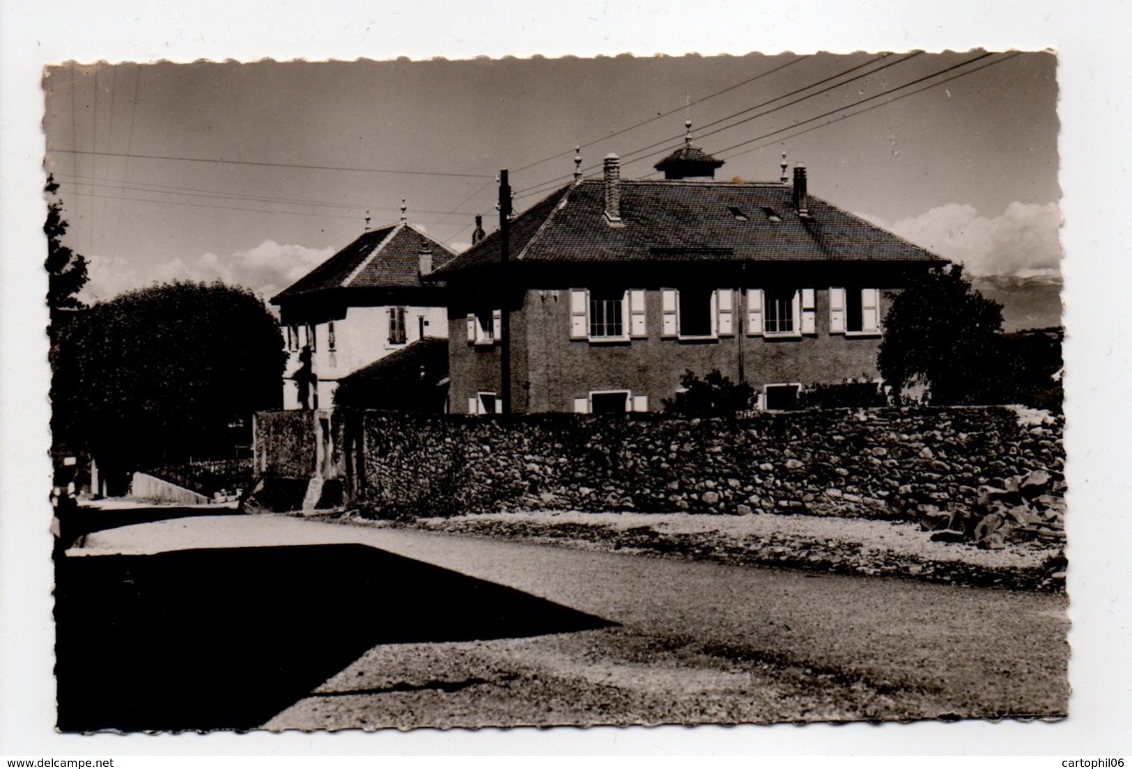 - CPA BONNE-SUR-MENOGE (74) - L'Ecole Ménagère - Editions GIL 6364 - - Bonne