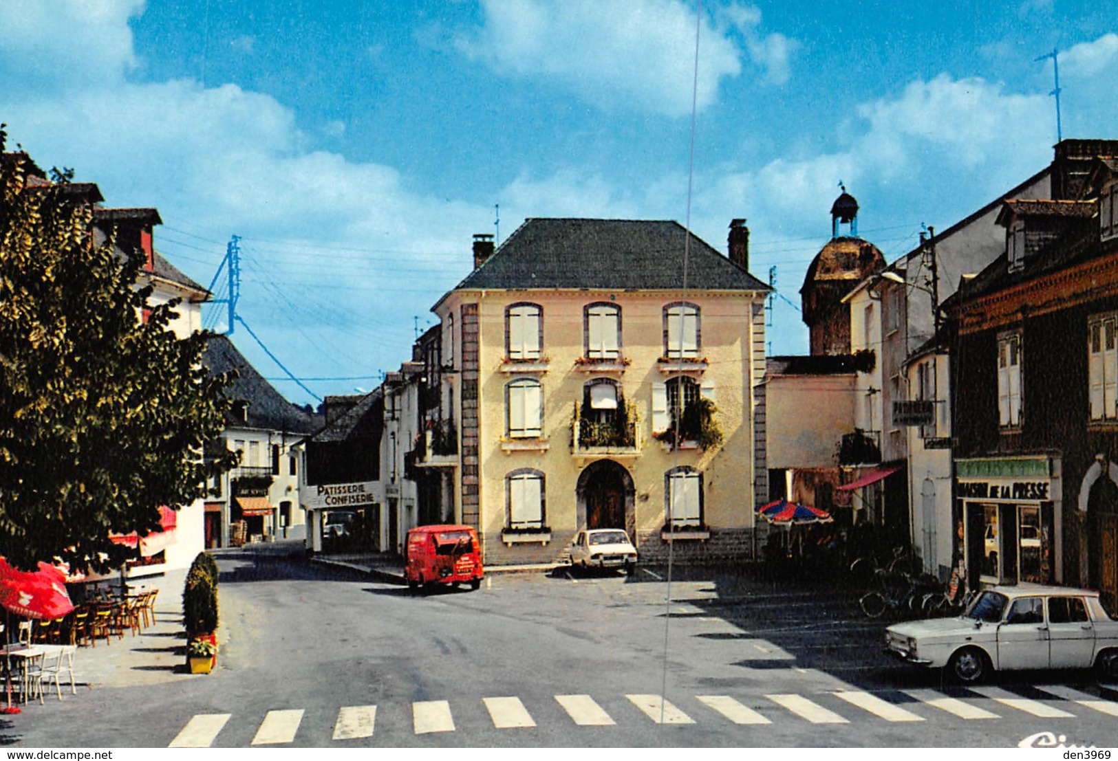 PONTACQ - La Rue Principale - Automobile - Pontacq