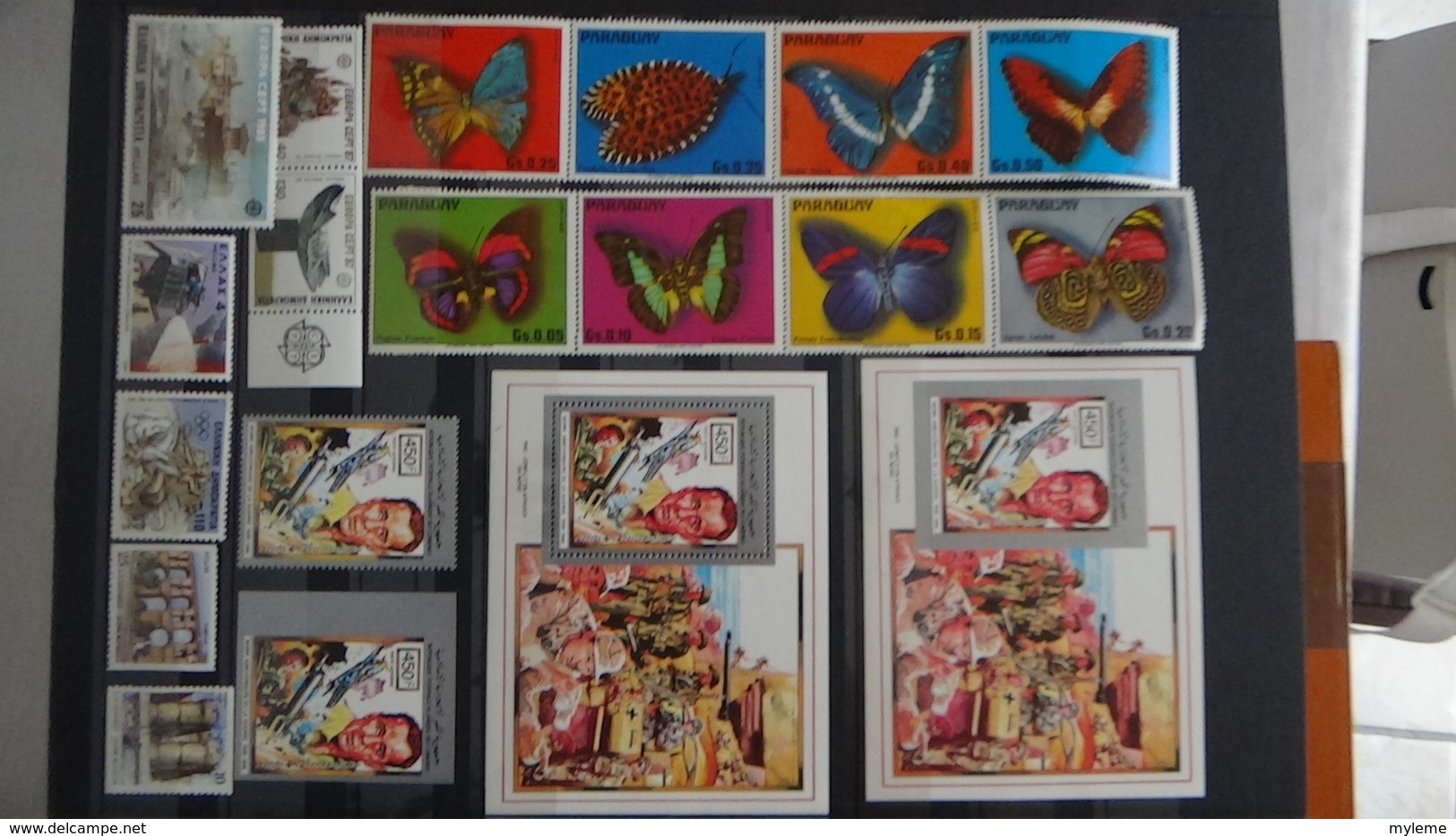 D88 Collection Blocs, carnets et timbres ** de différents pays dont beaucoup de Tunise**  A saisir !!!