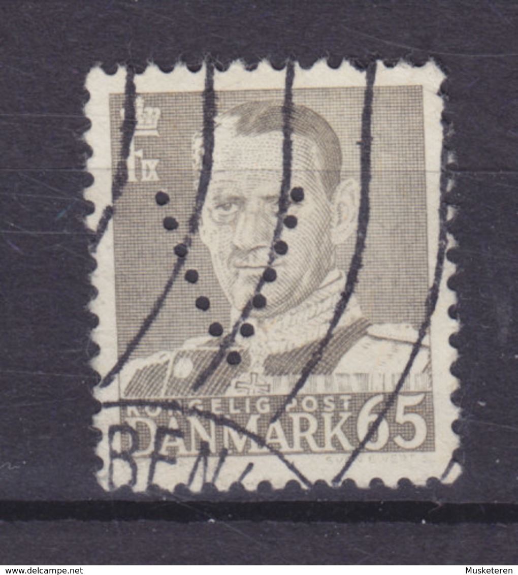 Denmark Perfin Perforé Lochung (V02) 'V' Direktoratet For Vareforsyning, København Fr. IX. (2 Scans) - Variétés Et Curiosités