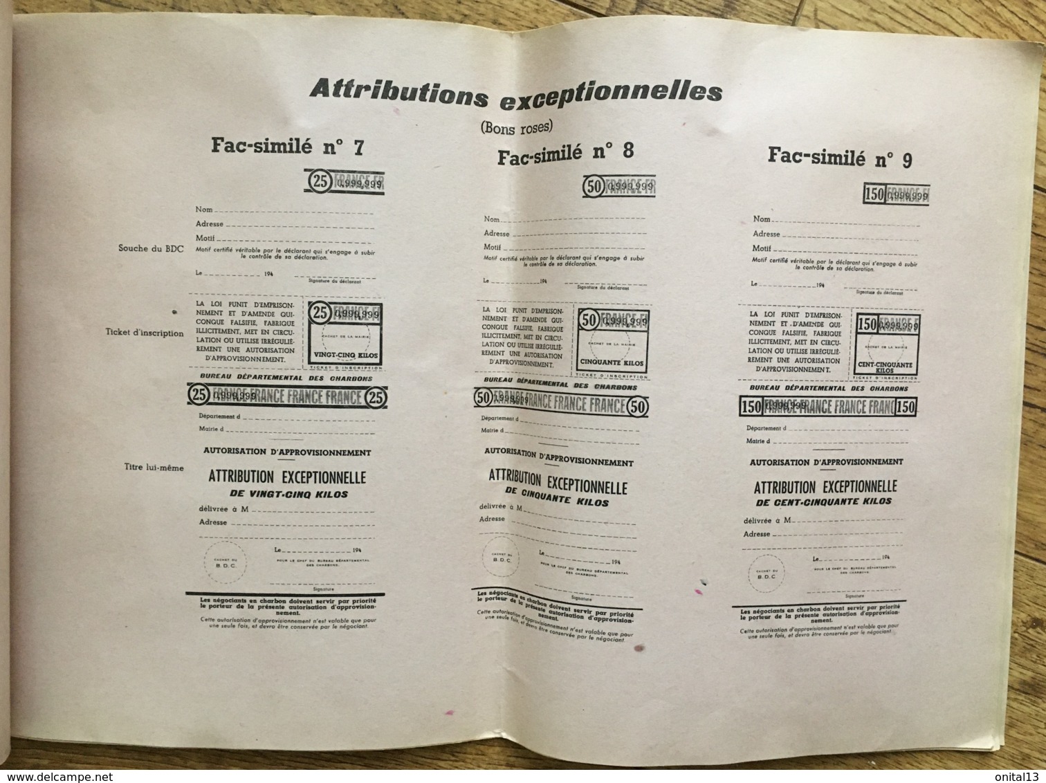 RATIONNEMENT CHARBON  2EME GUERRE  FAC SIMILE D'EPOQUE DES DIFFERENTES CARTES DE CHAUFFAGE / CUISINES ATTRIBUTIONS / N12 - Documents Historiques