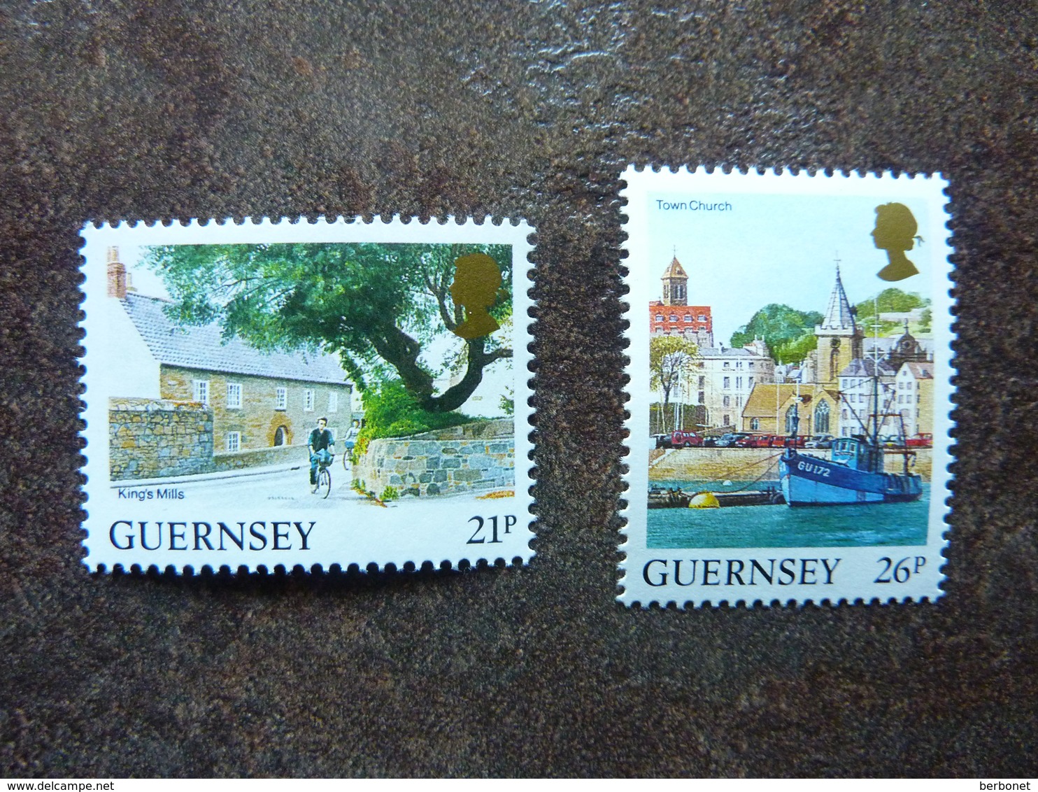 1991  Bailiwicks Views  SG = 310b / 310c   ** MNH - Guernsey