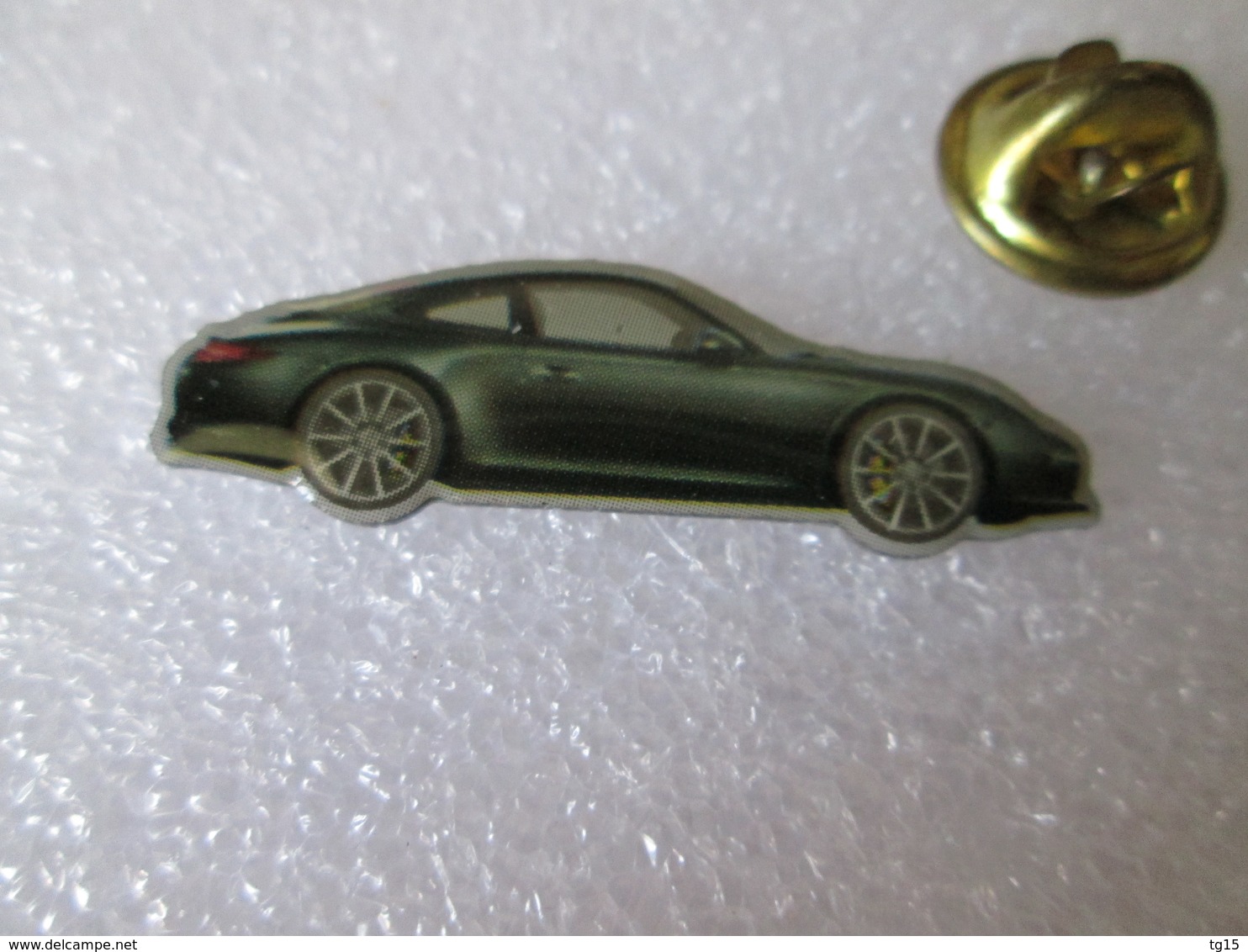 PIN'S   PORSCHE  911 - Porsche