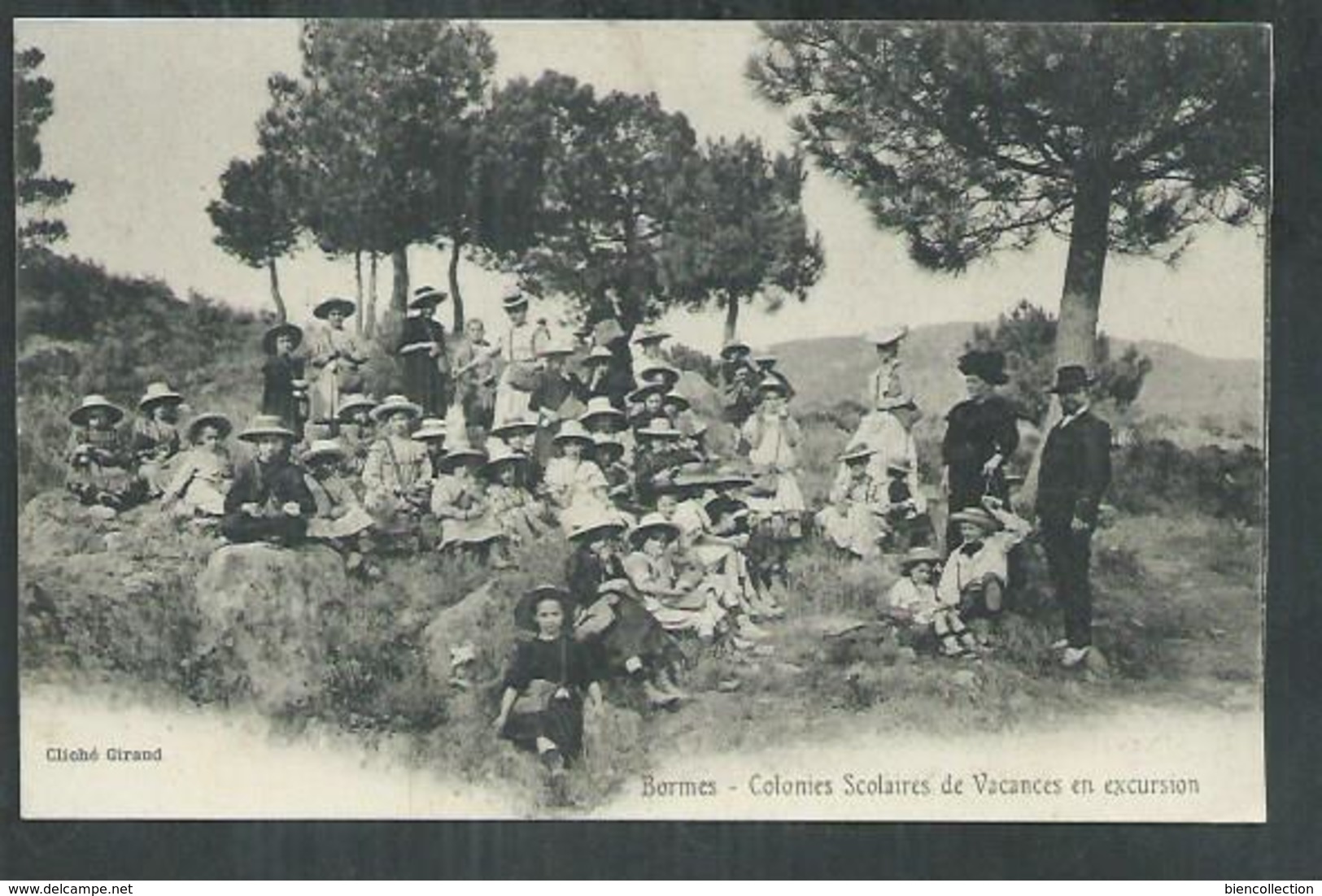 Var.  Bormes Les Mimosas ; Les Colonies Scolaires De Vacances En Excursion - Bormes-les-Mimosas