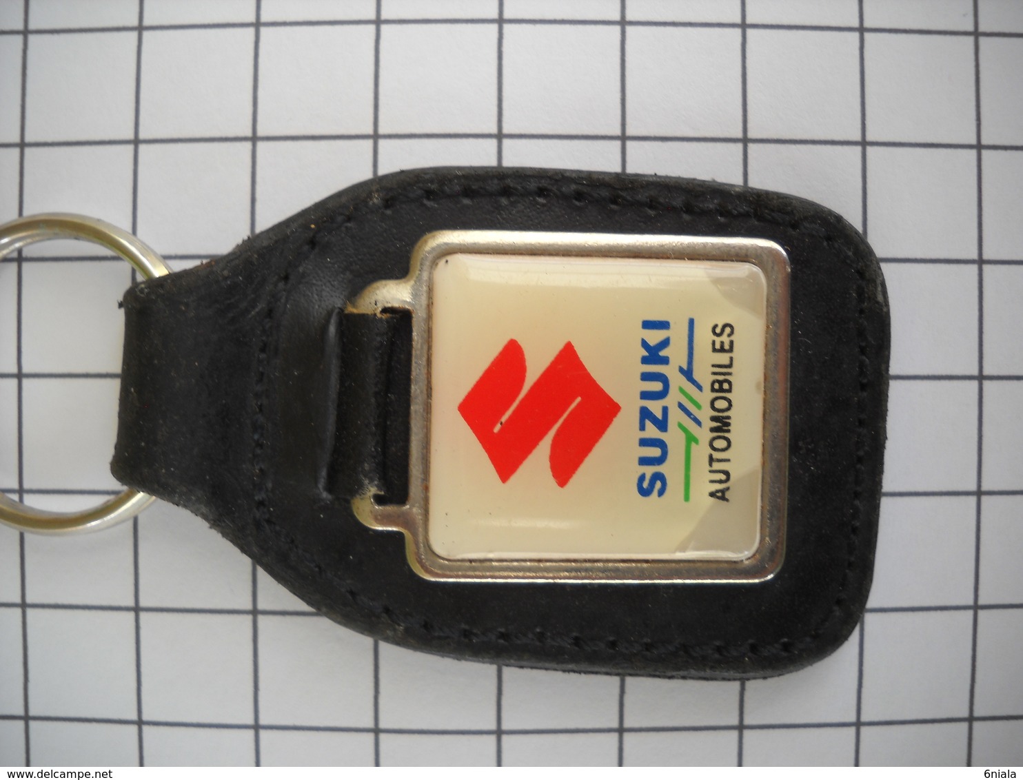 1033 Porte Clefs SUZUKI  Automobile - Llaveros