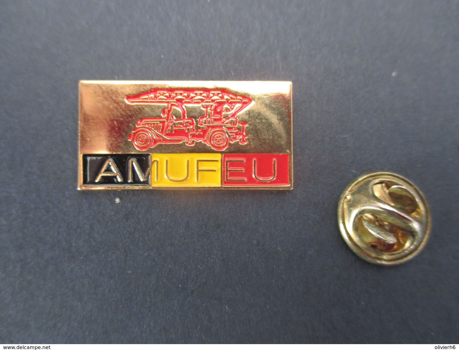 PIN'S (M2001) POMPIERS - AMUFEU (1 Vue) Les Amis Du Musée Du Feu - Firemen