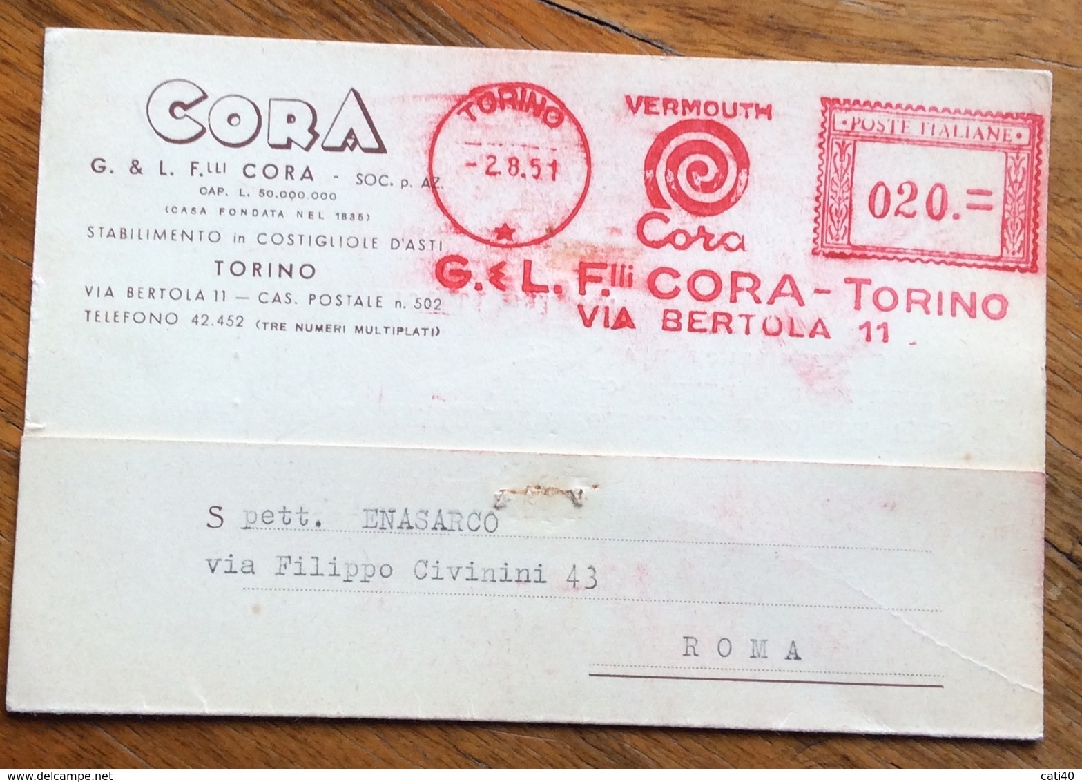 ENOLOGIA - AFFRANCATURA ROSSA " VERMOUTH CORA TORINO  " L.20   SU CARTOLINA PUBBLICITARIA PER ROMA IN DATA 2/8/51 - Marcophilie