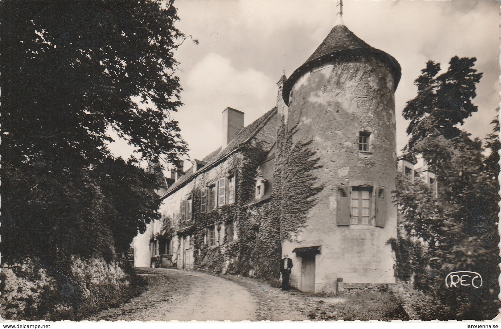 86 - SAINT PIERRE DE MAILLE - Le Château De Jutreau - Other & Unclassified