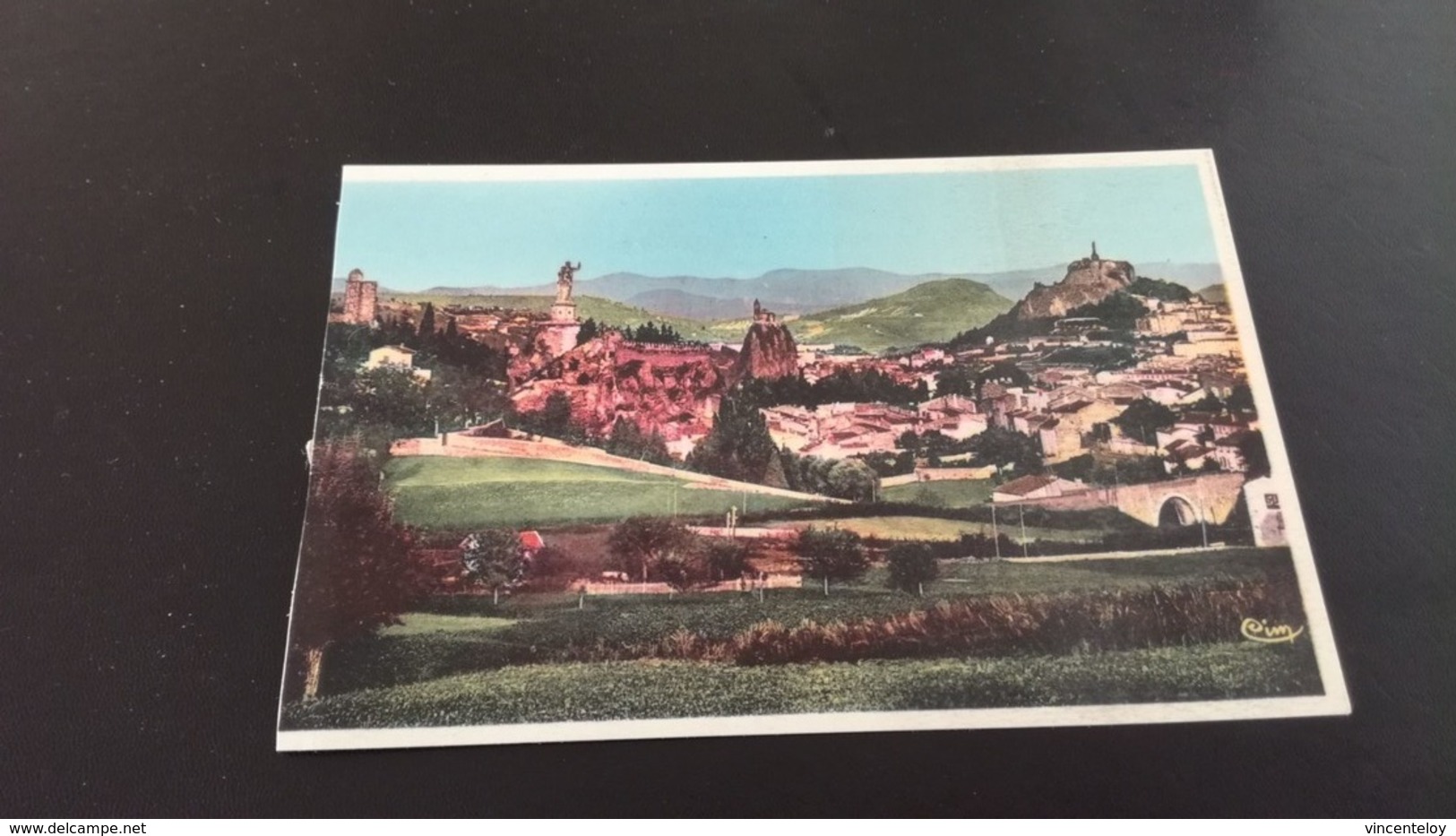 CARTE POSTALE LE PUY EN VELAY - Vue Générale - Cim Combier Imp En L'état Sur Les Photos - Le Puy En Velay