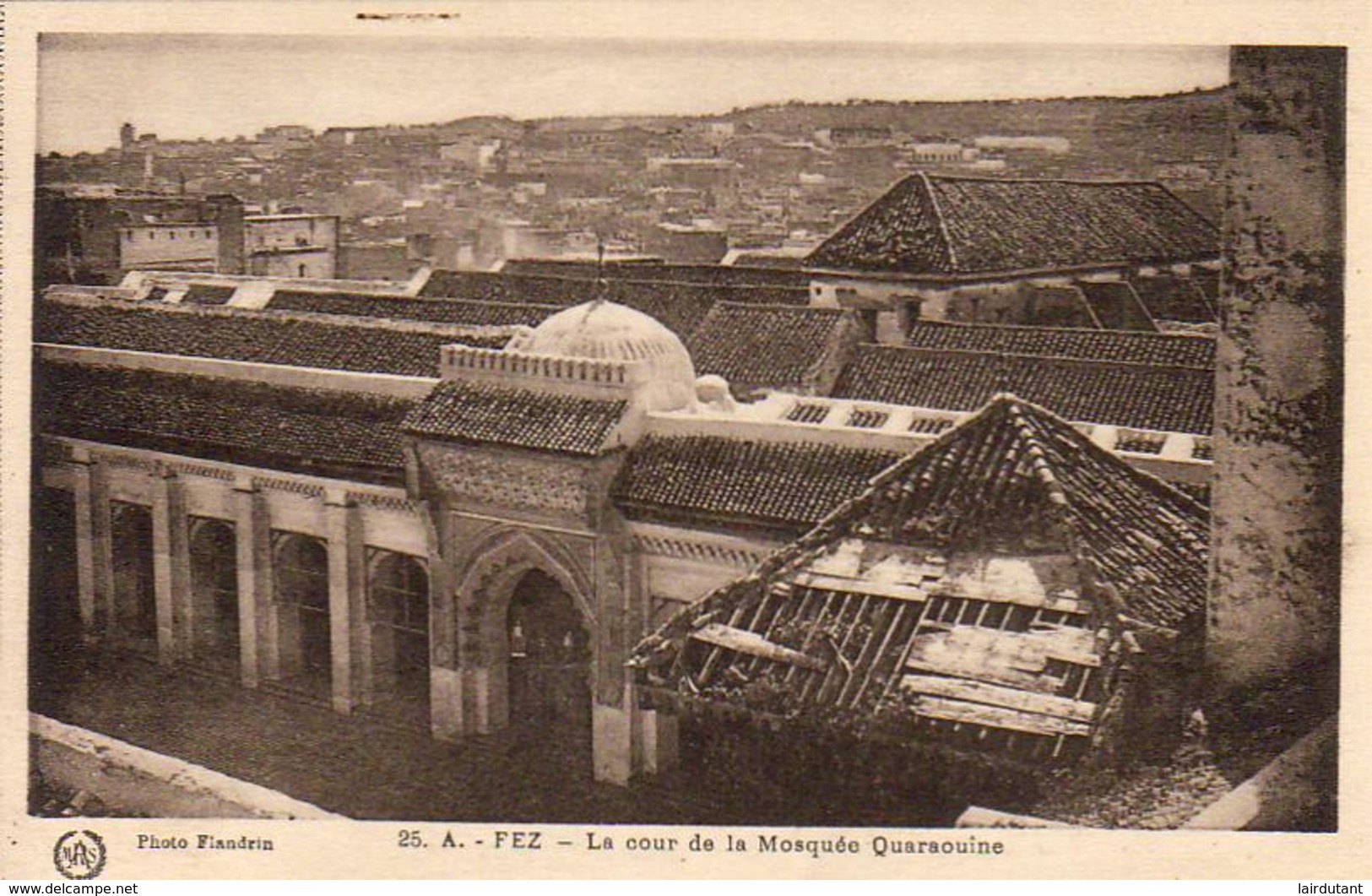 MAROC  FES  La Cour De La Mosquée Quaraouîne   ..... - Fez (Fès)