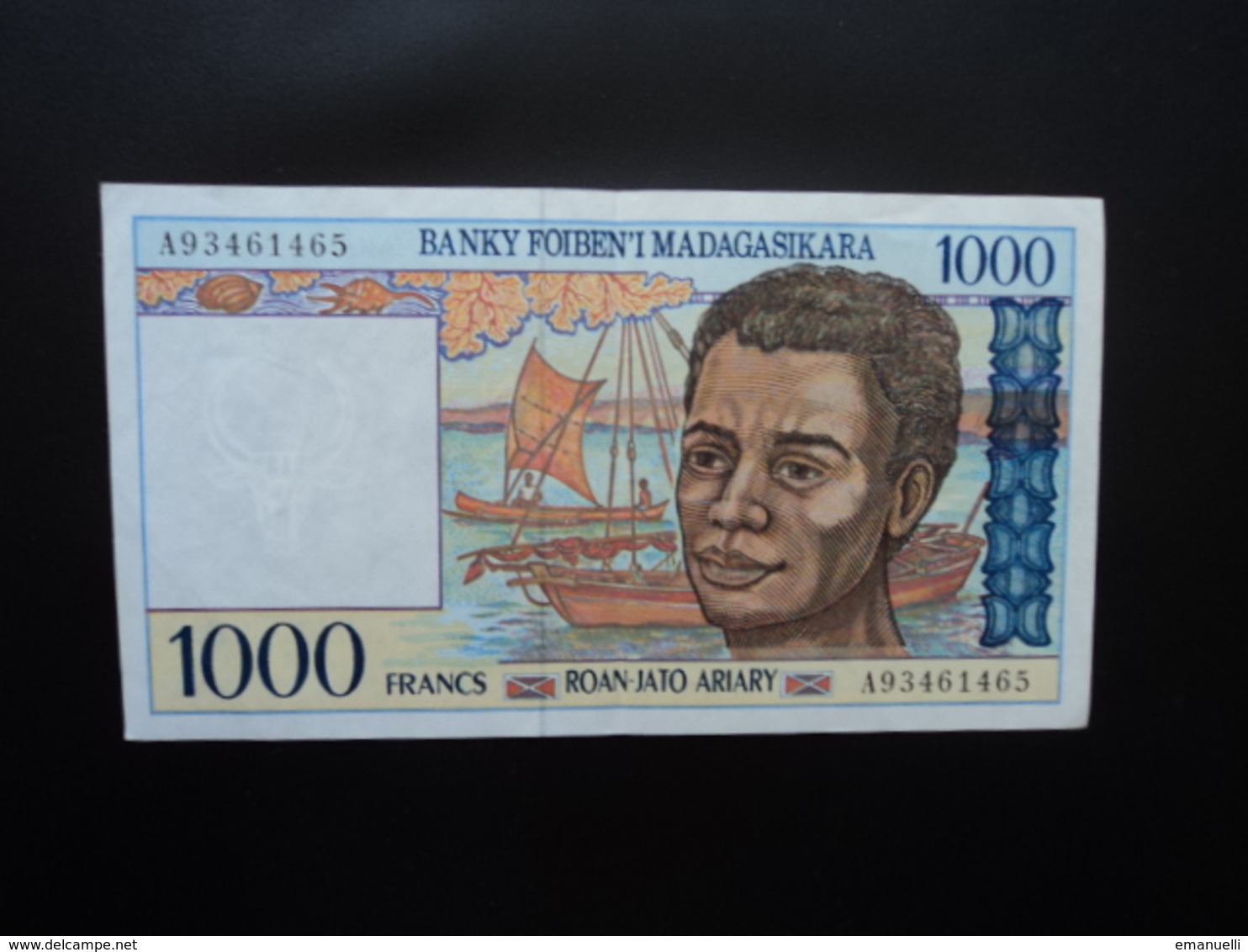 MADAGASCAR * : 1000 FRANCS = 200 ARIARY   ND 1994     P 76b      Presque SUP - Madagaskar