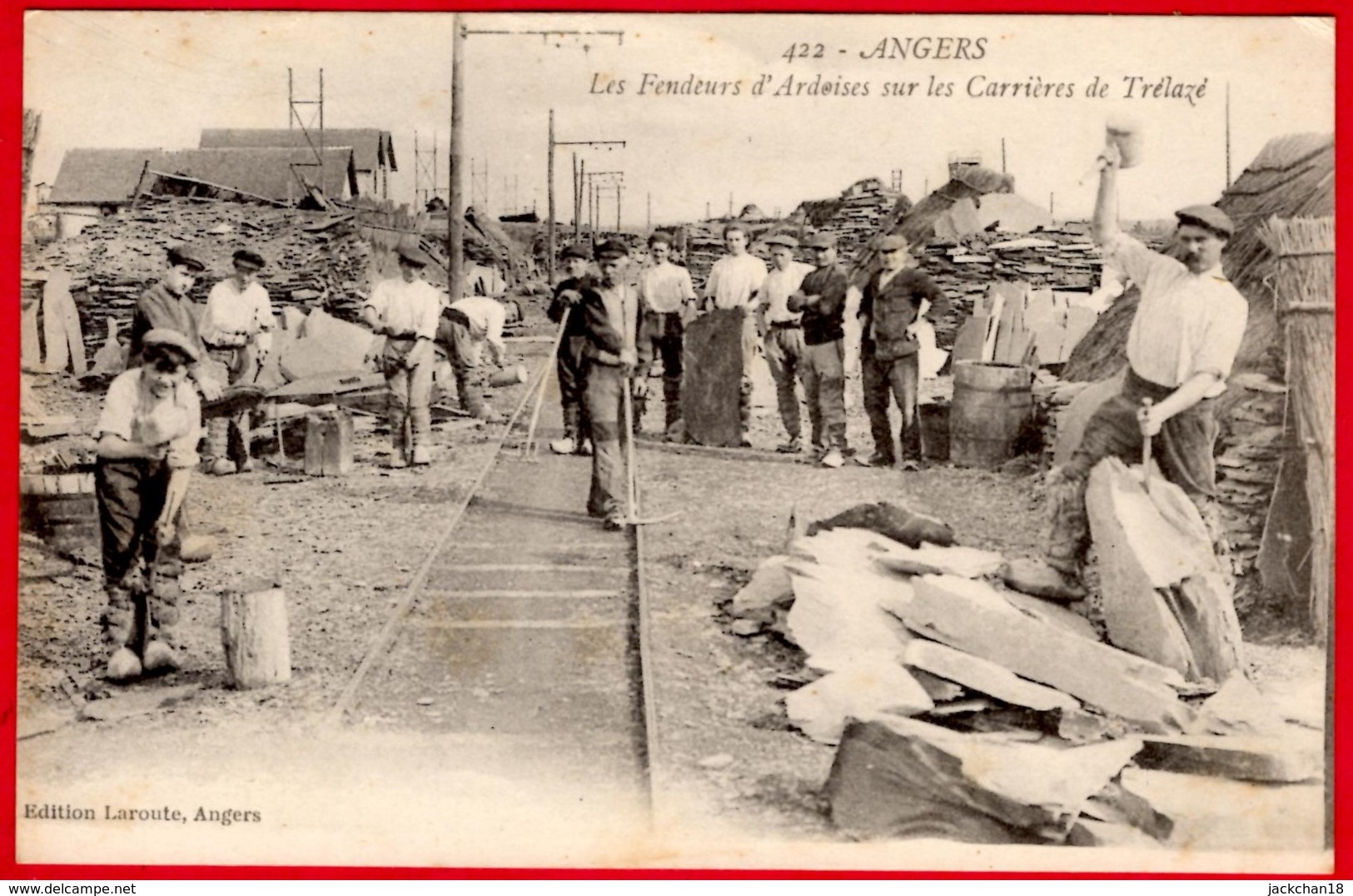 -- ANGERS (Maine Et Loire) -  LES FENDEURS D'ARDOISES SUR LES CARRIERES DE TRELAZE -- - Angers