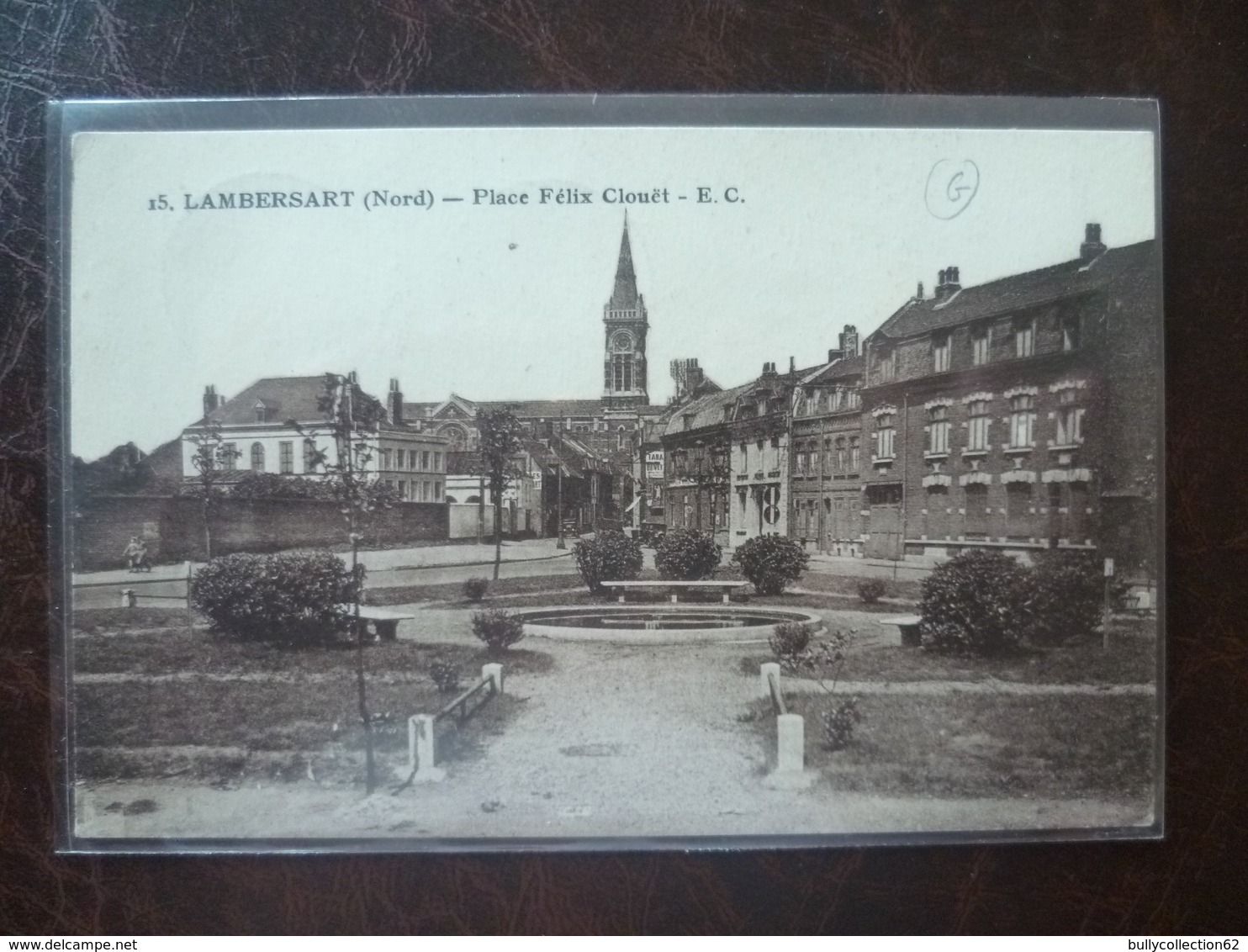 LAMBERSART-  Place Félix Clouet    Edit: E.C - Lambersart