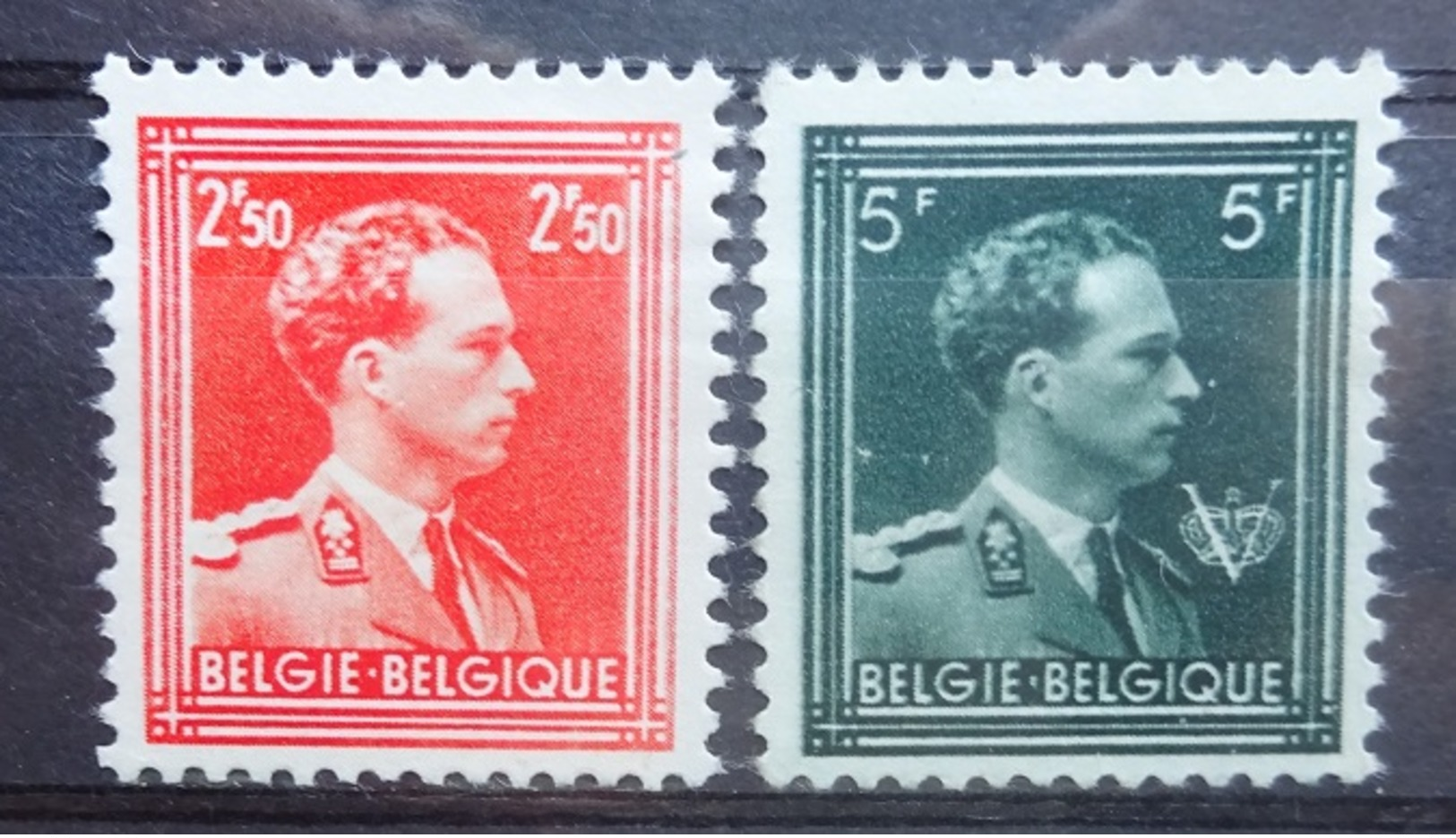 BELGIE 1956    Nr. 1006 - 1007    Leopold III    'open Kraag'   Tand. 11 1/2    (*)  Zonder Gom - 1936-1957 Open Collar