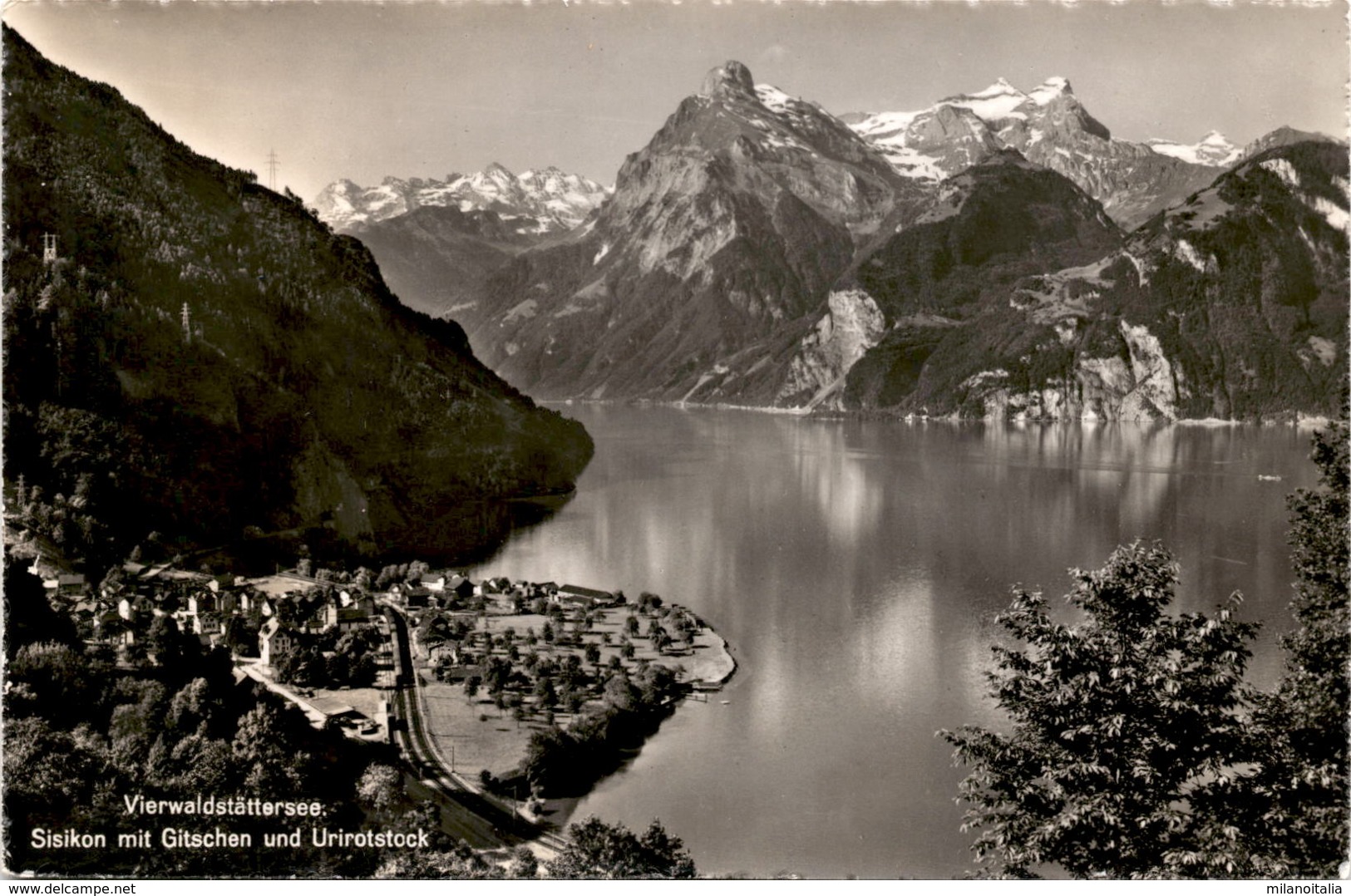 Vierwaldstättersee - Sisikon Mit Gitschen Und Urirotstock (5463) - Sisikon