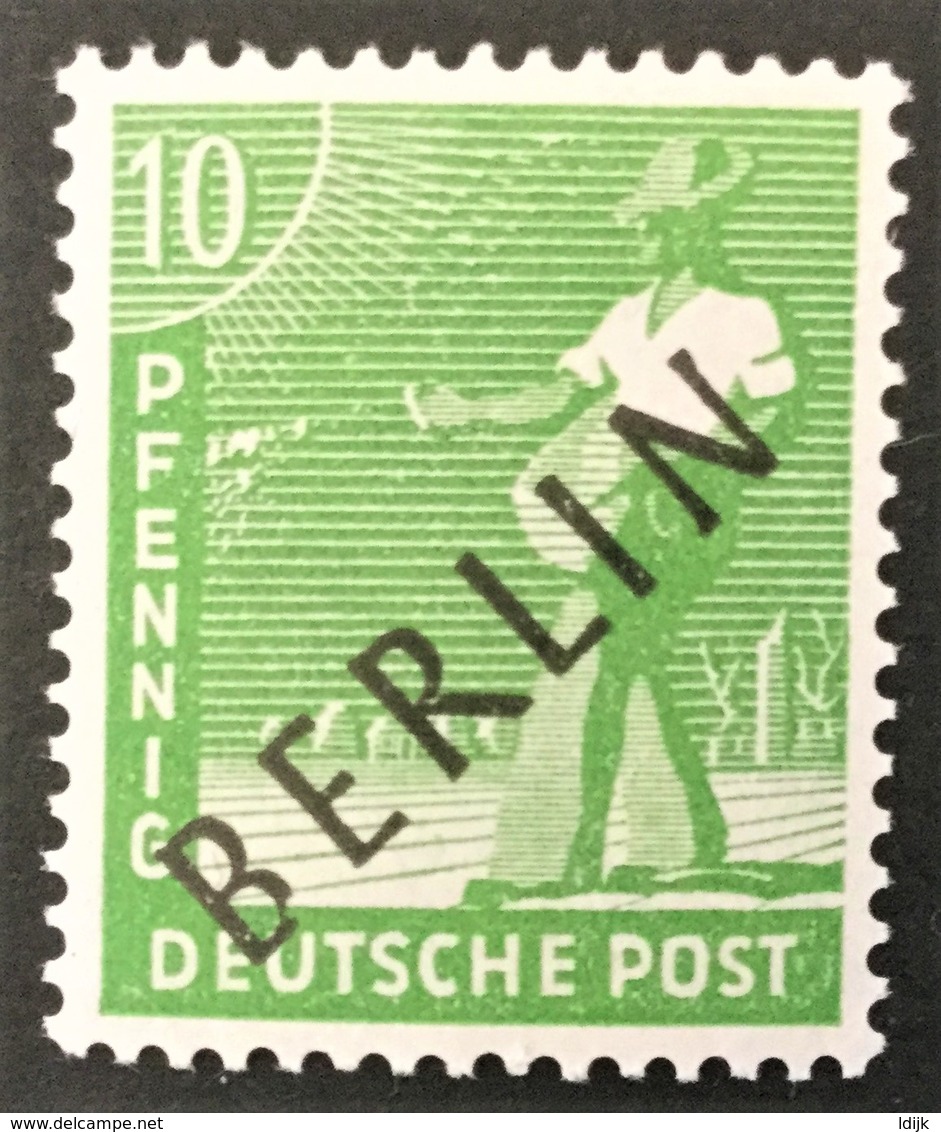 1948 Abart IX ( Unterer Bogen Des ,,B" Ausgebrochen )  Kontrollratsausgabe Mit Auffdruck BERLIN Mi.4 IX**) - Ongebruikt