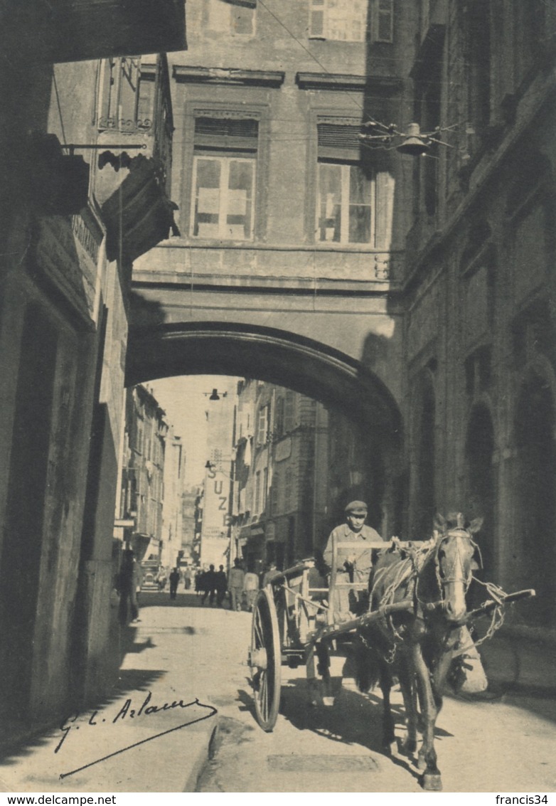 CPA - Marseille - Rue De La Loge Avec Le Pont Reliant L'ancienne Et La Nouvelle Mairie - Vecchio Porto (Vieux-Port), Saint Victor, Le Panier