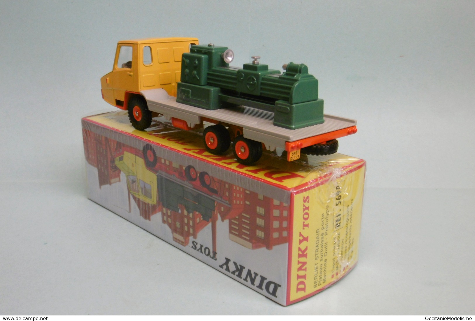 Dinky Toys / Atlas - Camion BERLIET STRADAIR Porte Machine Outil Réf. 569P Neuf NBO 1/43 - Dinky