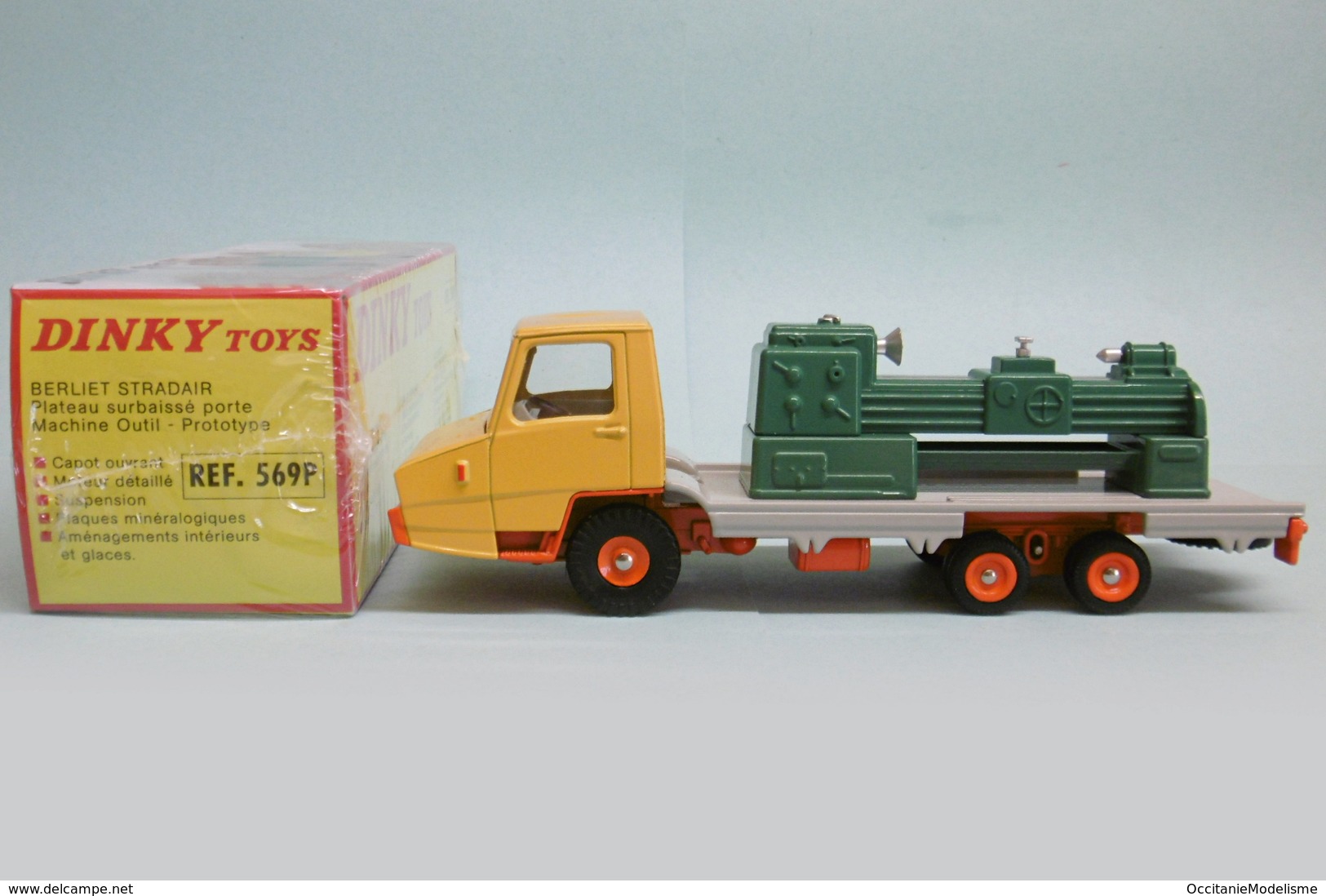 Dinky Toys / Atlas - Camion BERLIET STRADAIR Porte Machine Outil Réf. 569P Neuf NBO 1/43 - Dinky